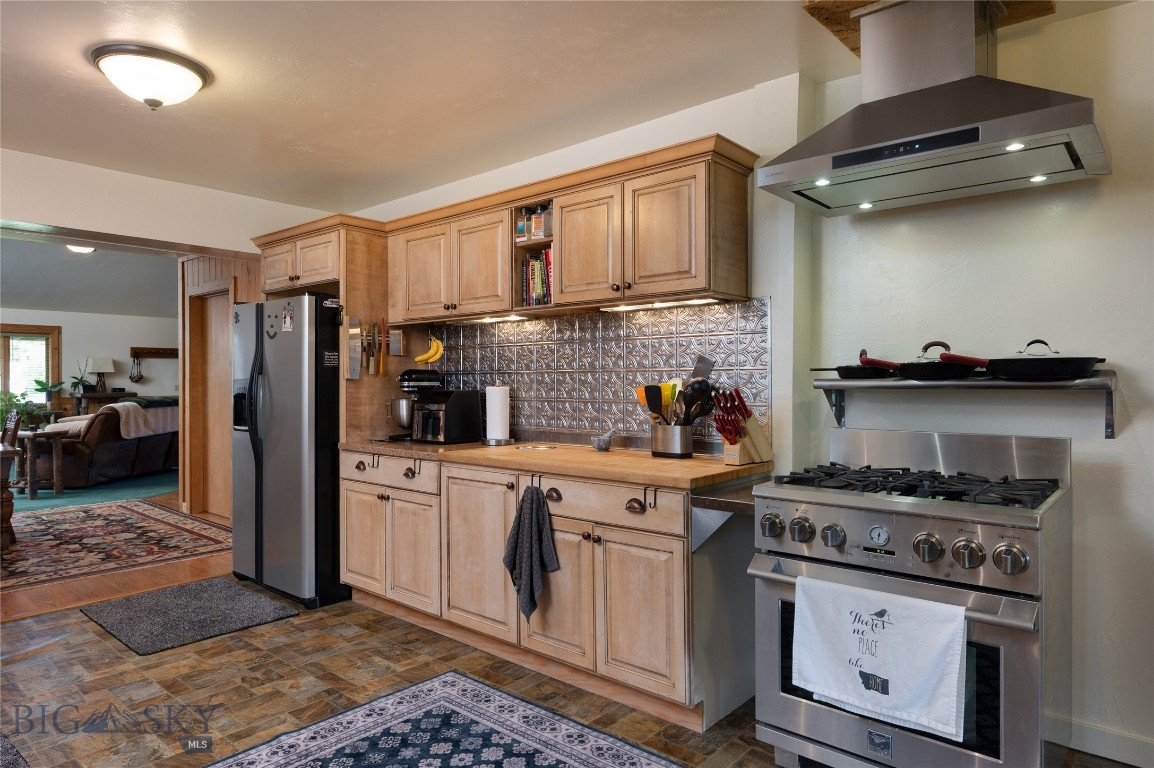 165 N Meadow Creek Road