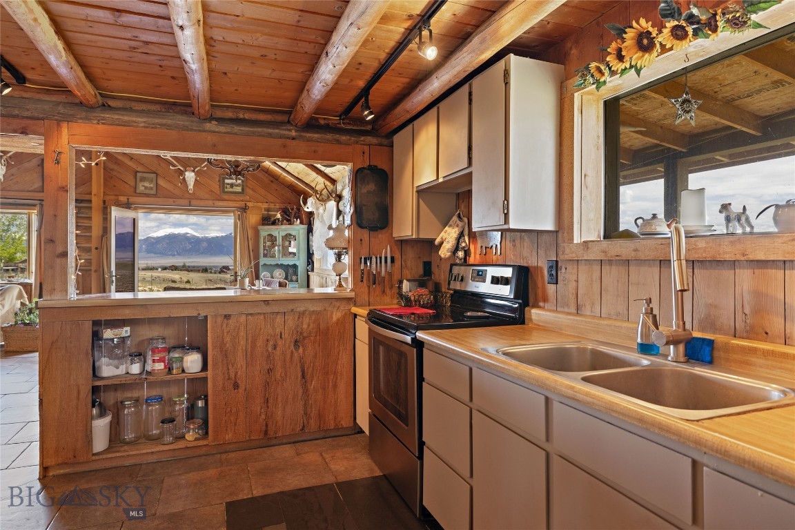 267 Hayfield Loop Trail