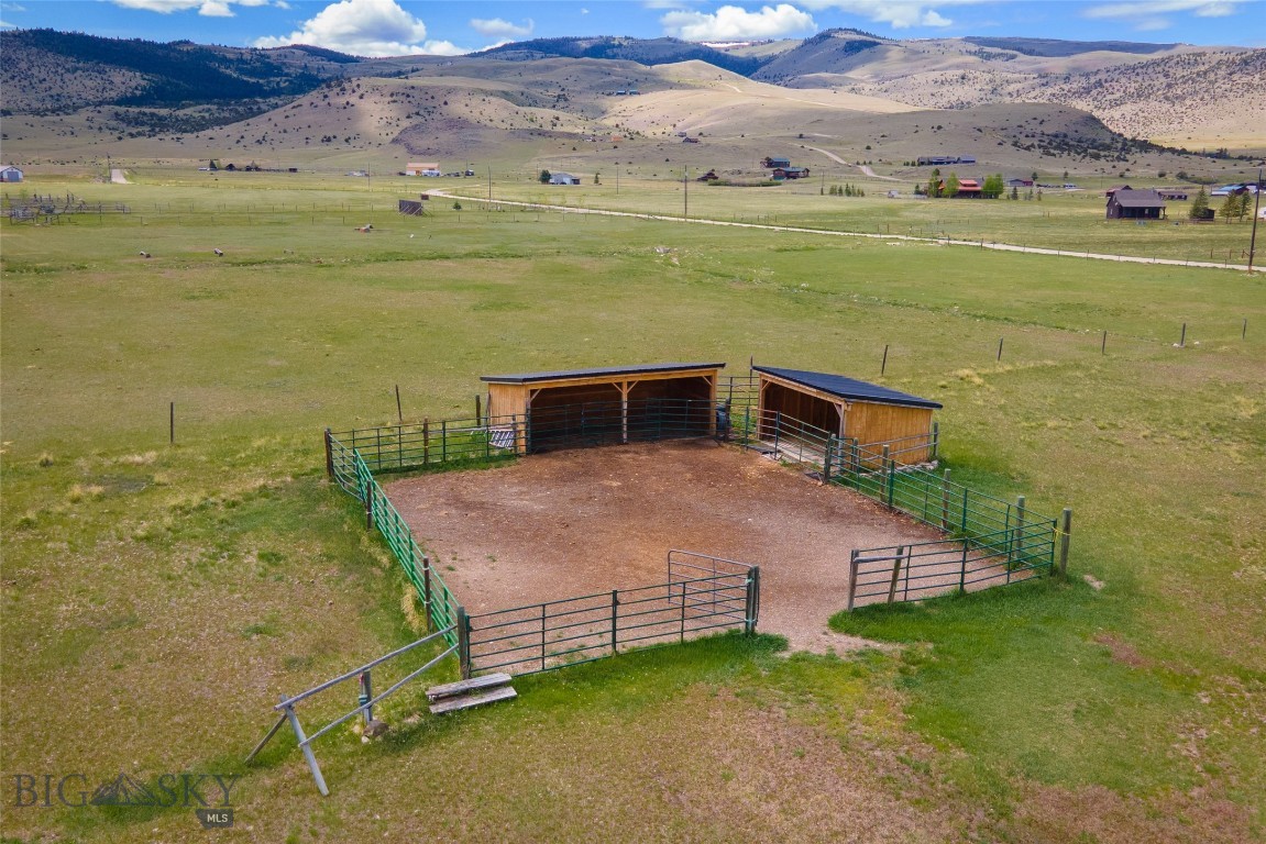 267 Hayfield Loop Trail