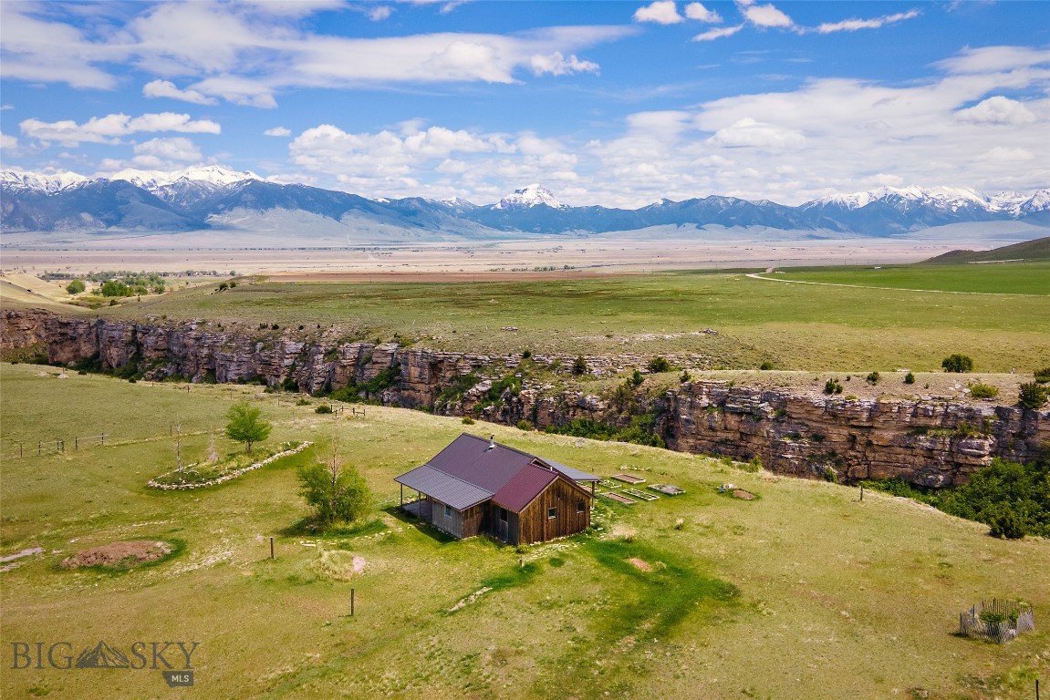 267 Hayfield Loop Trail