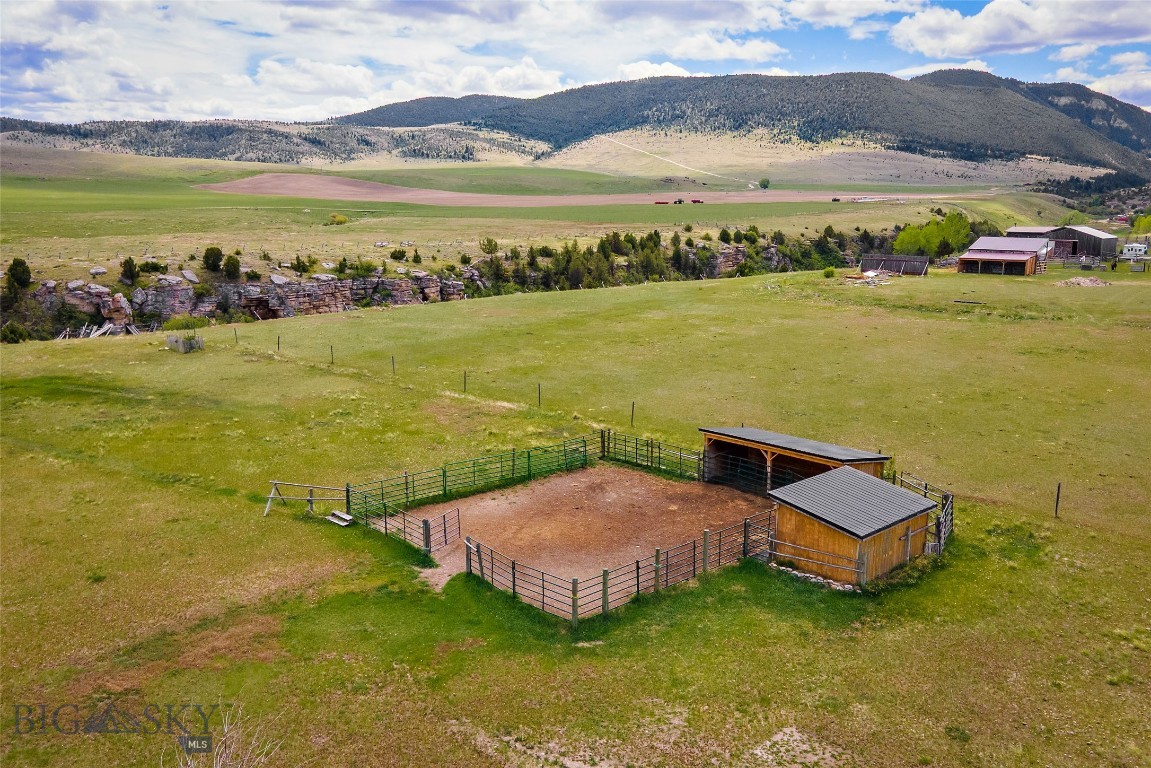 267 Hayfield Loop Trail