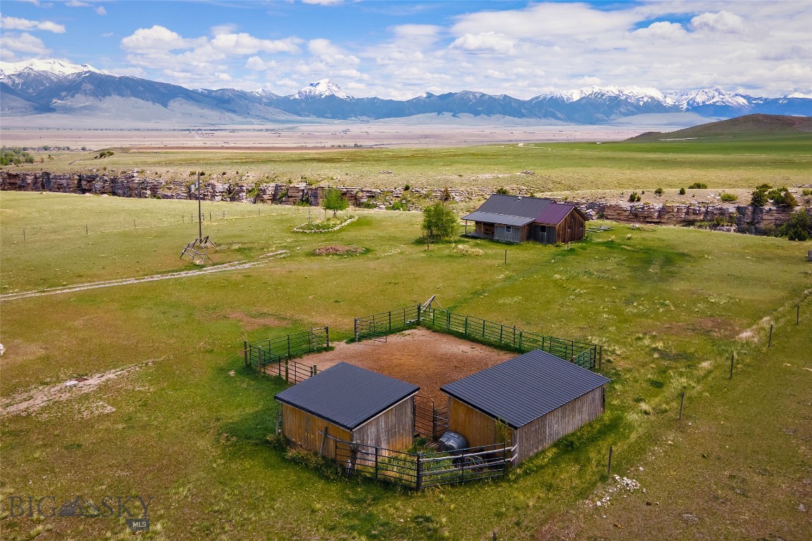 267 Hayfield Loop Trail