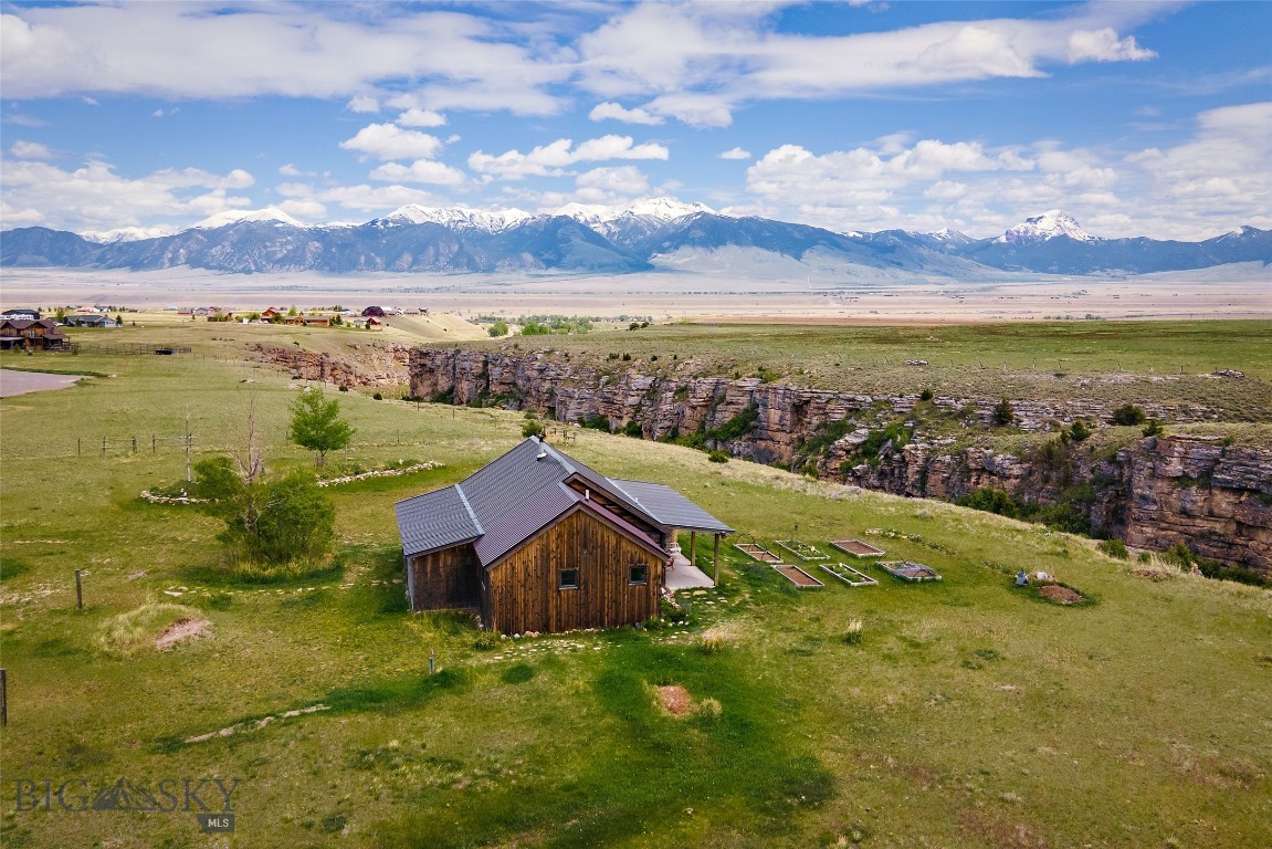 267 Hayfield Loop Trail