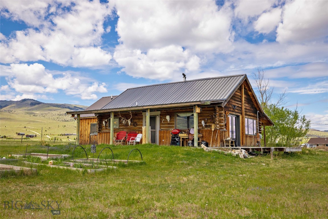 267 Hayfield Loop Trail