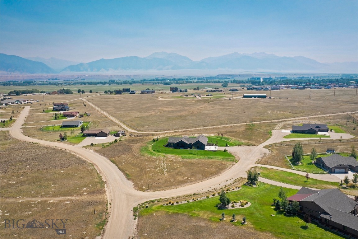 5 Wheat Grass Court