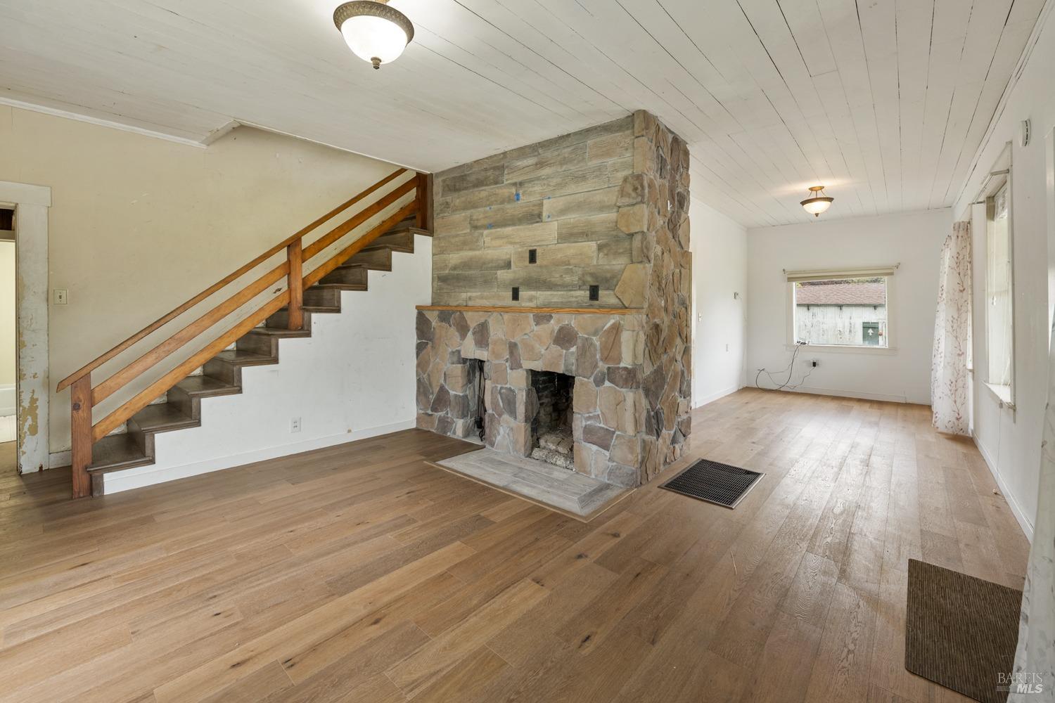 4299 Nicasio Valley Rd