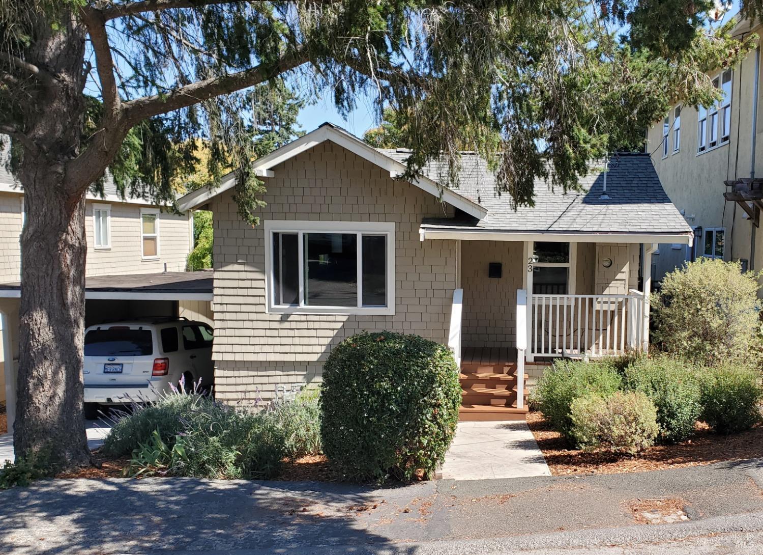 23 Baker Court
