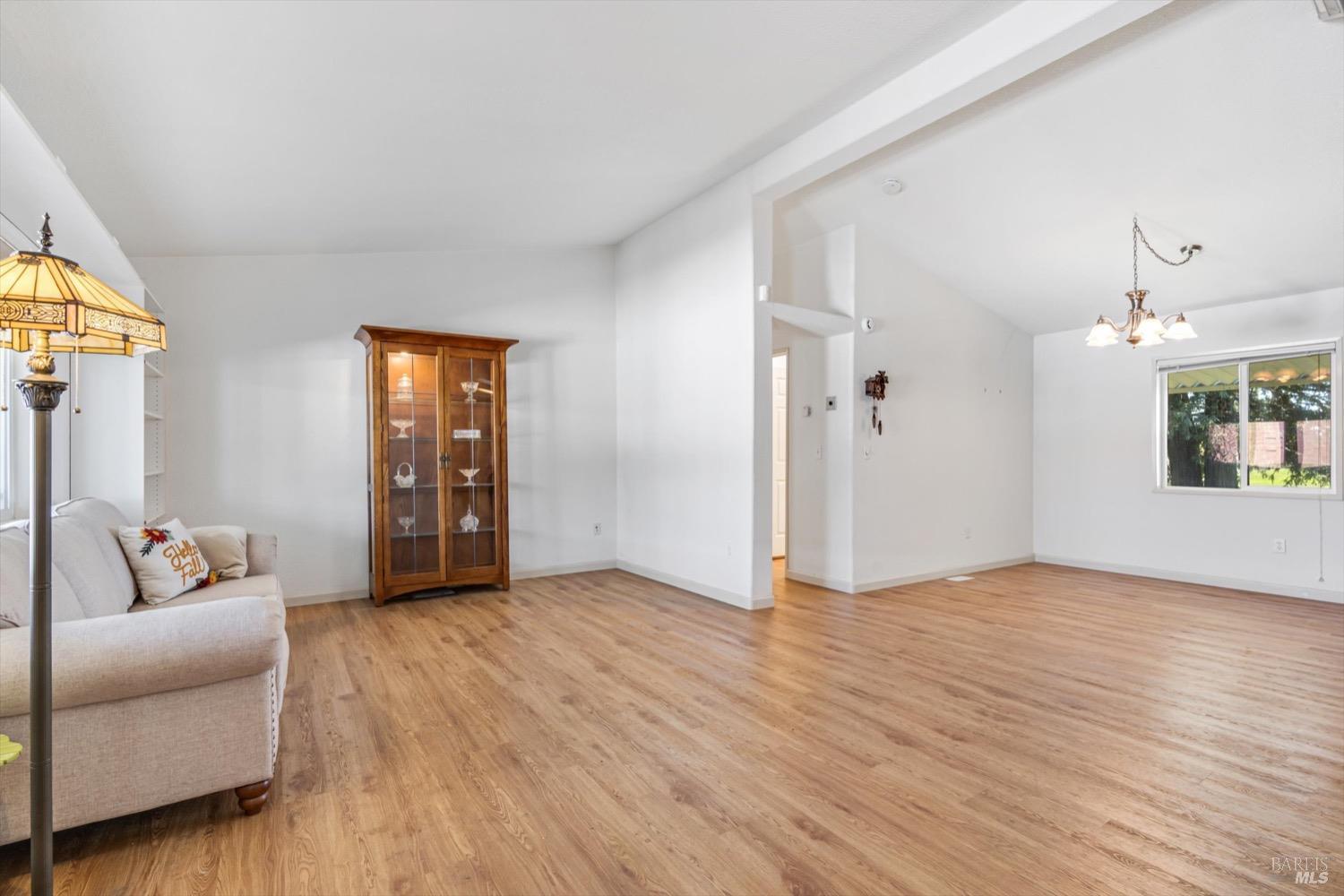 300 Stony Point Road Unit: 255