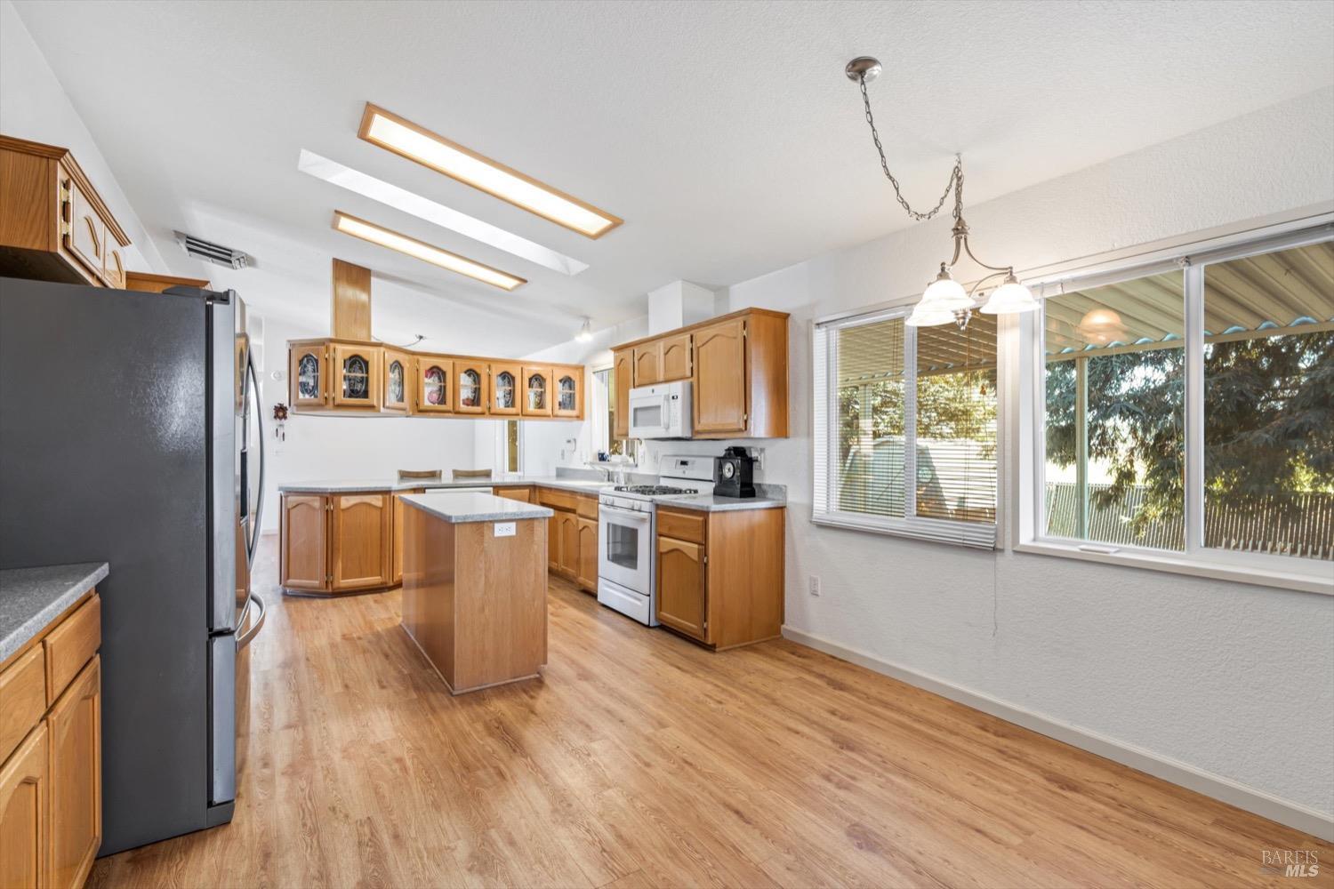 300 Stony Point Road Unit: 255