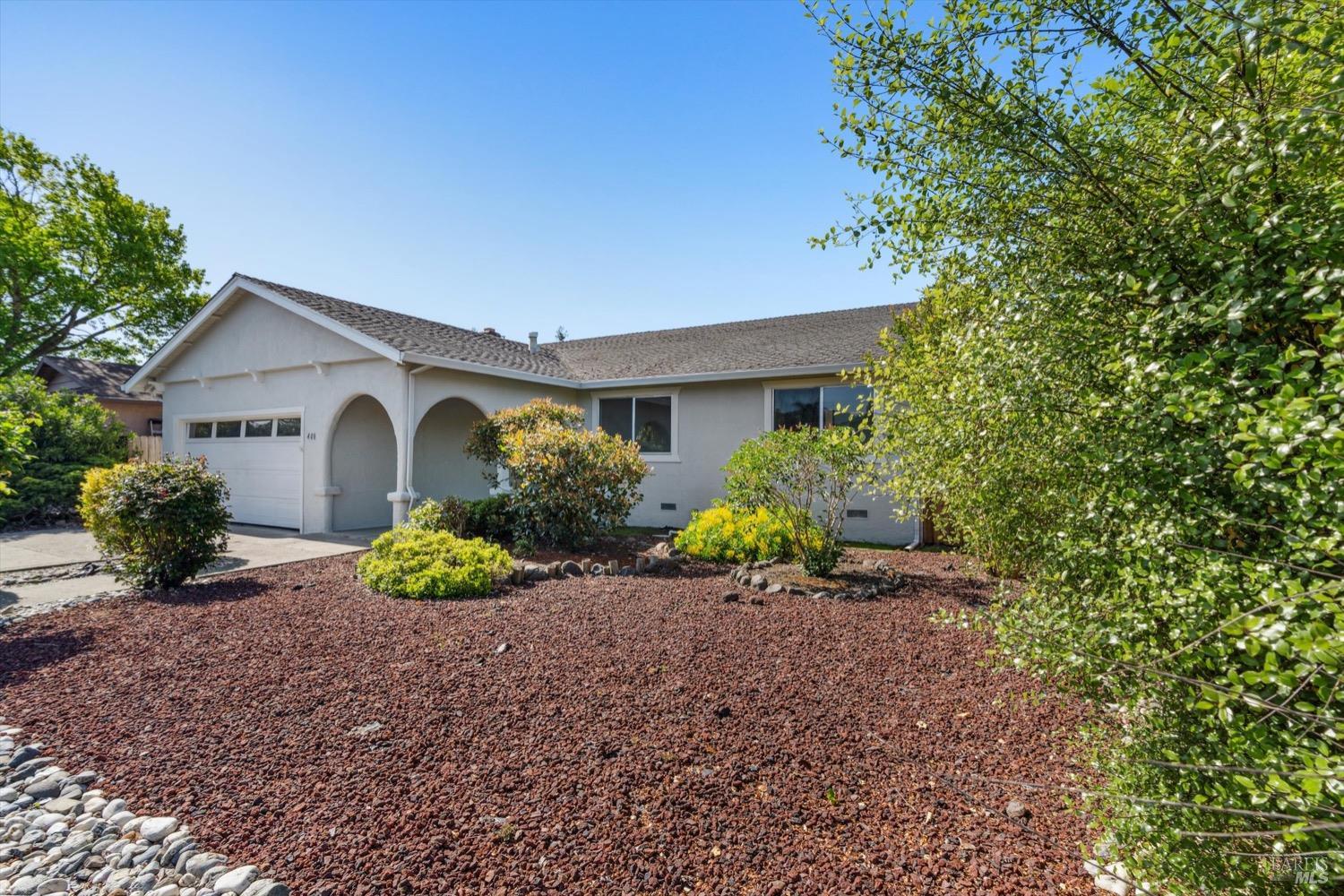 408 Garfield Dr