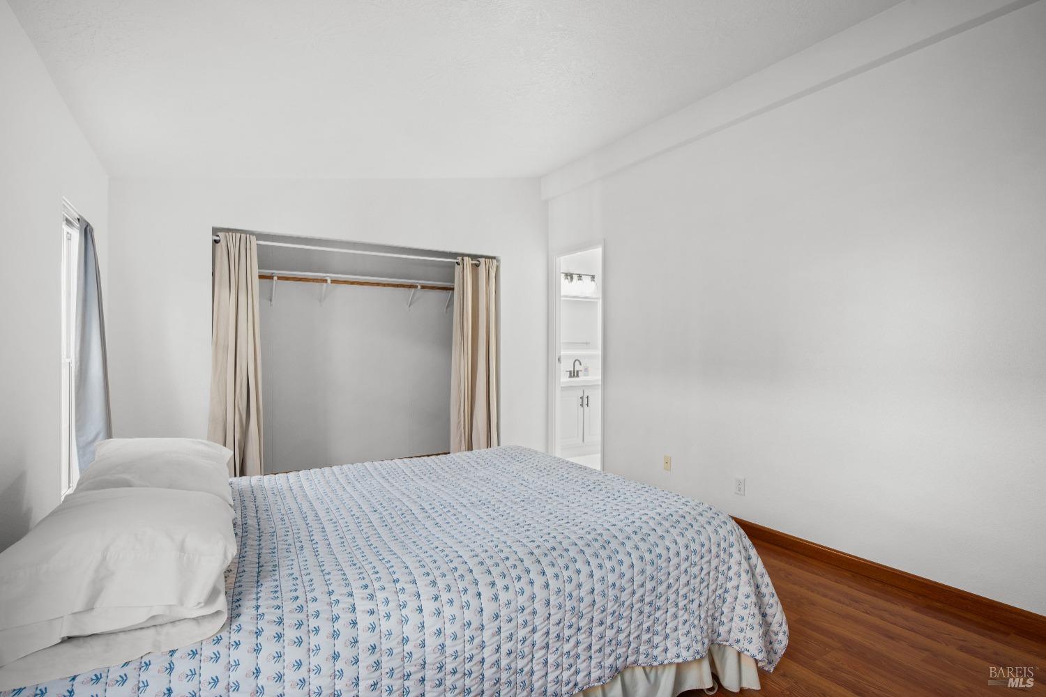 8800 Green Valley Rd #14