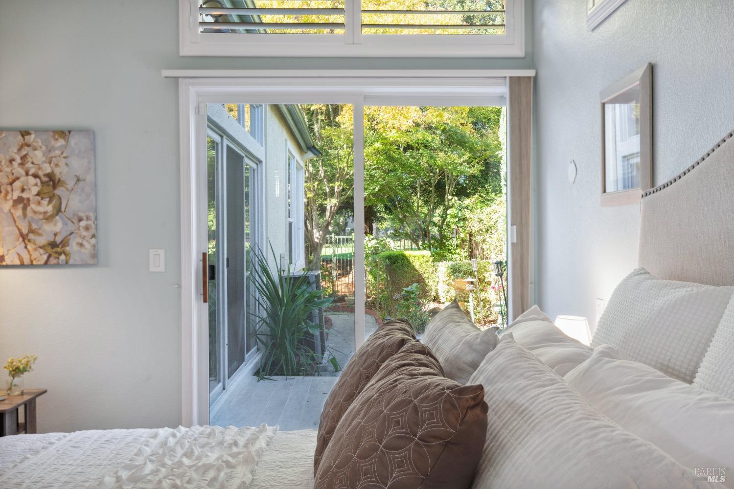 1881 Falcon Ridge Dr