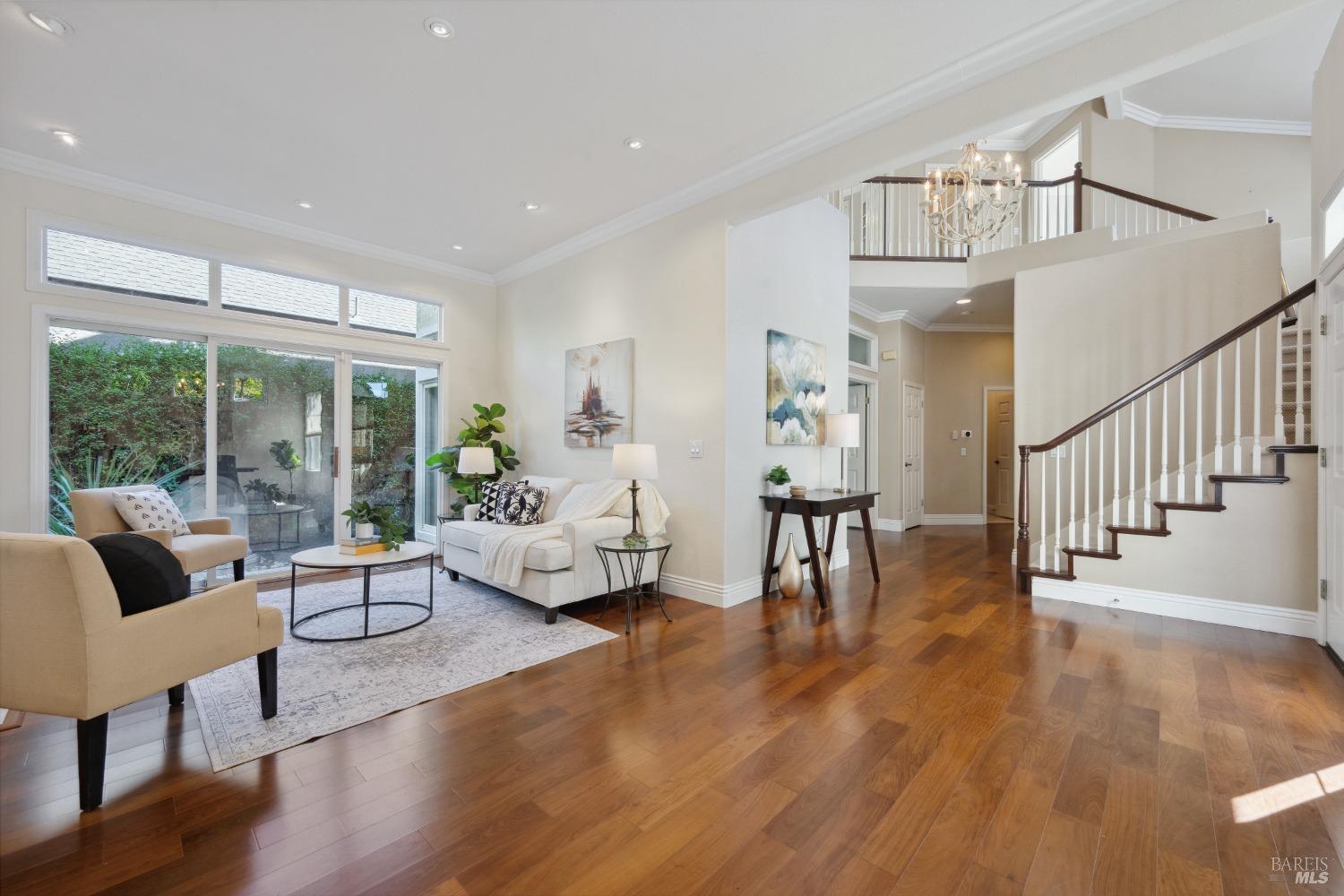 1881 Falcon Ridge Dr