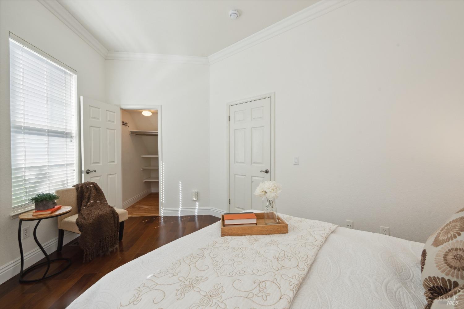 1881 Falcon Ridge Dr