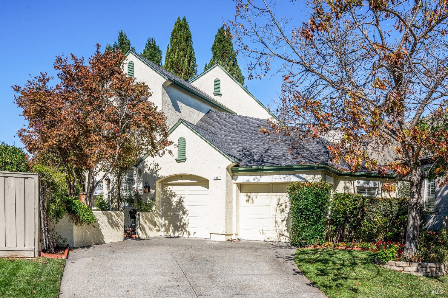 1881 Falcon Ridge Dr