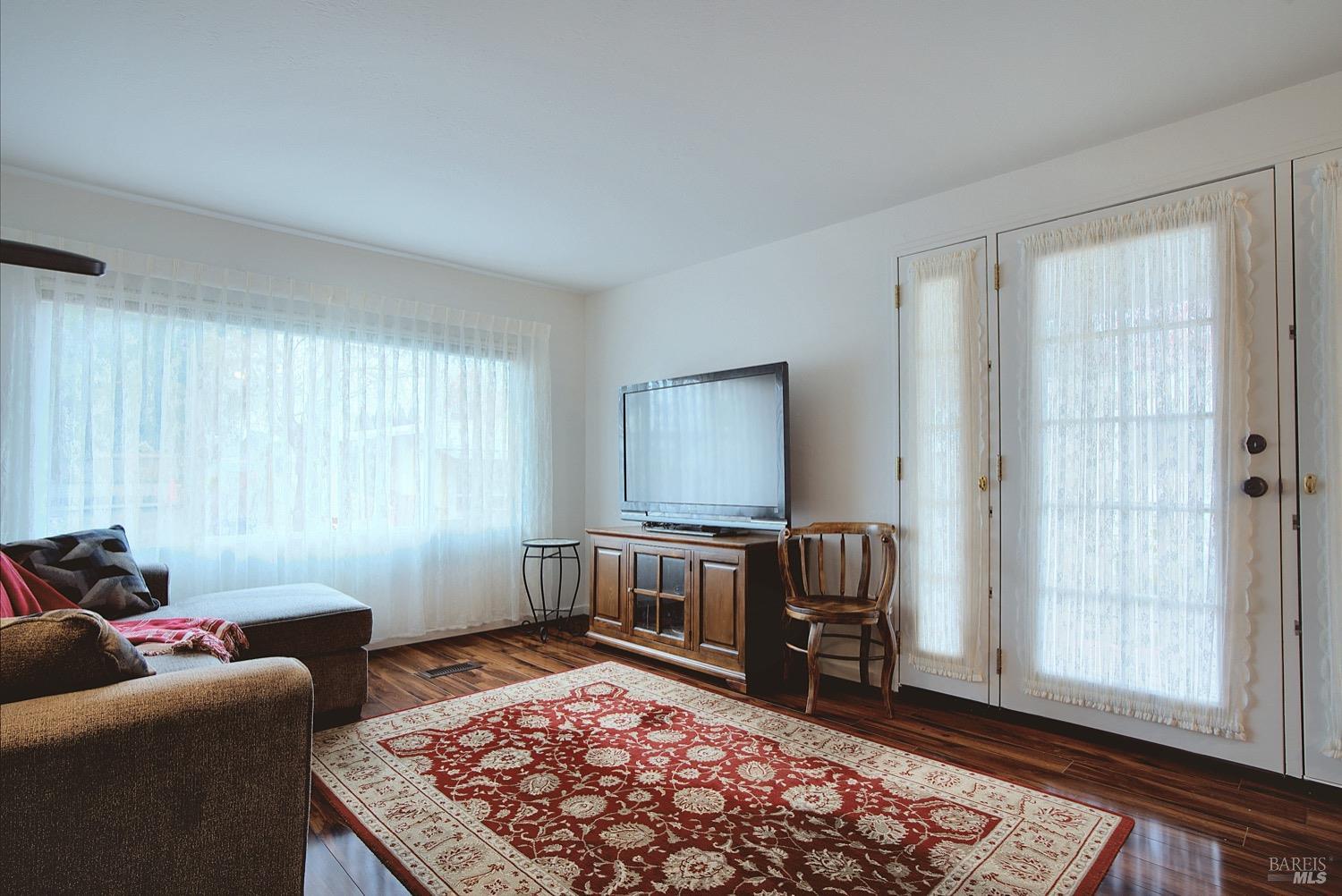 300 Stony Point Rd #417