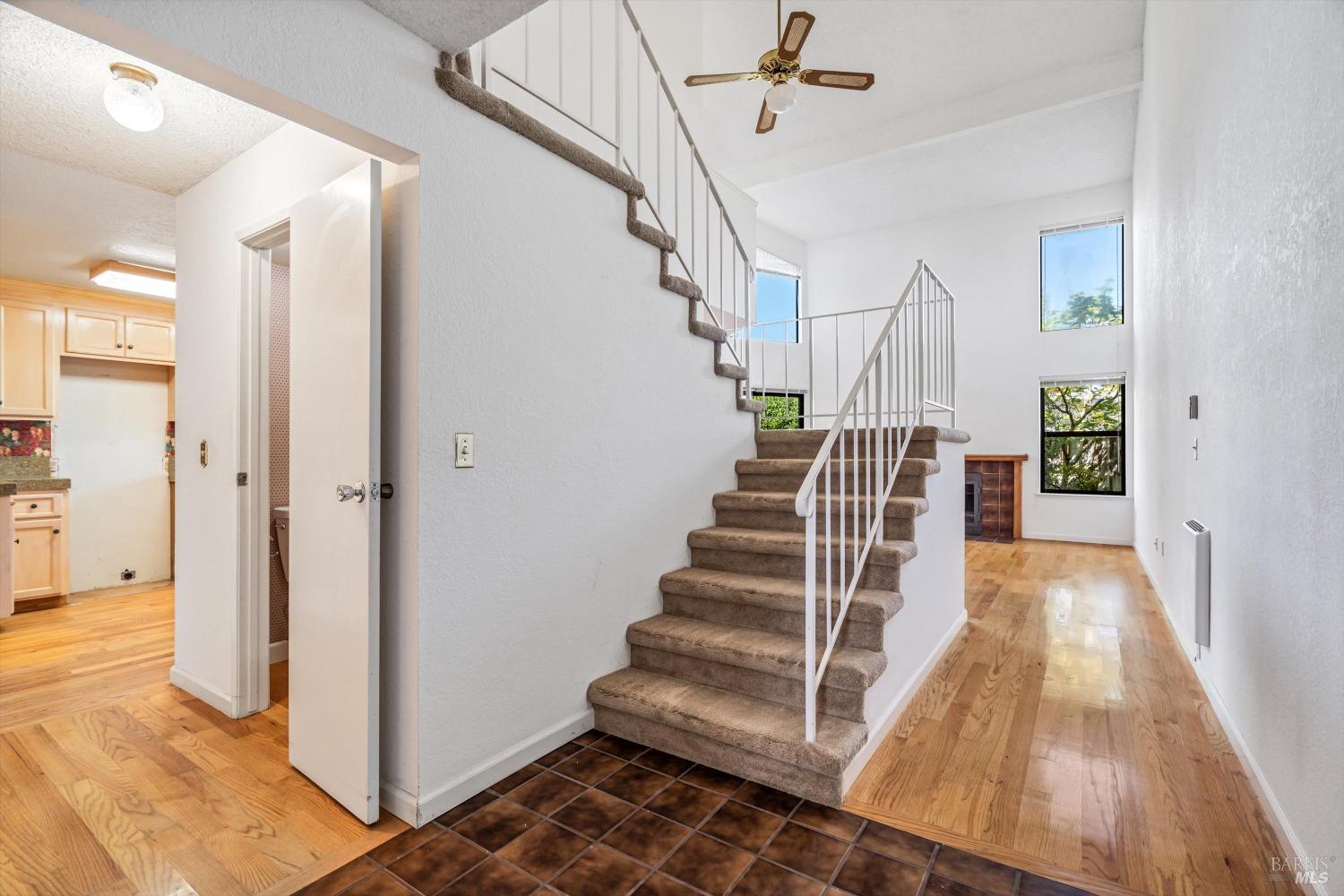 2104 Marylyn Cir