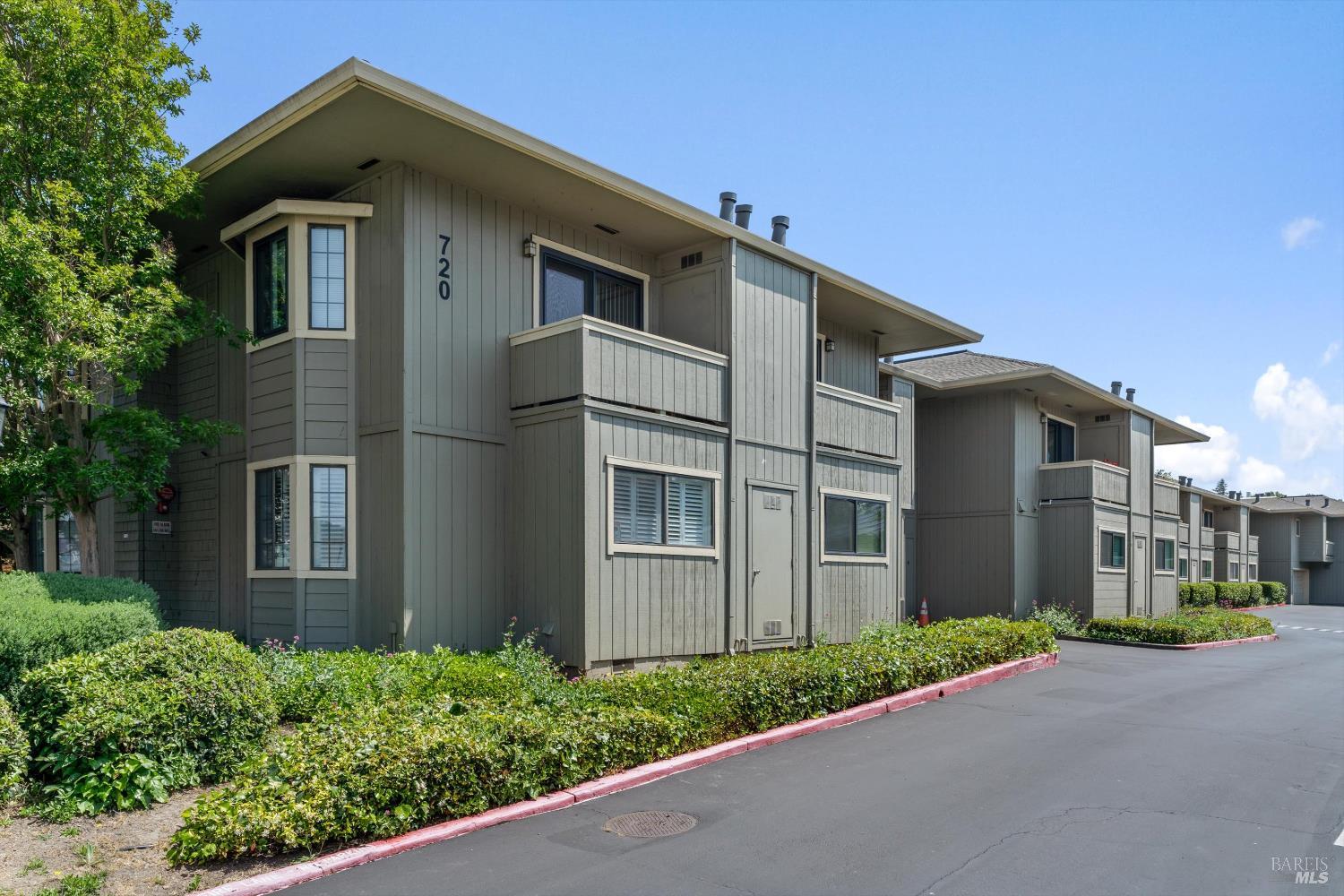 720 Petaluma Blvd S #35