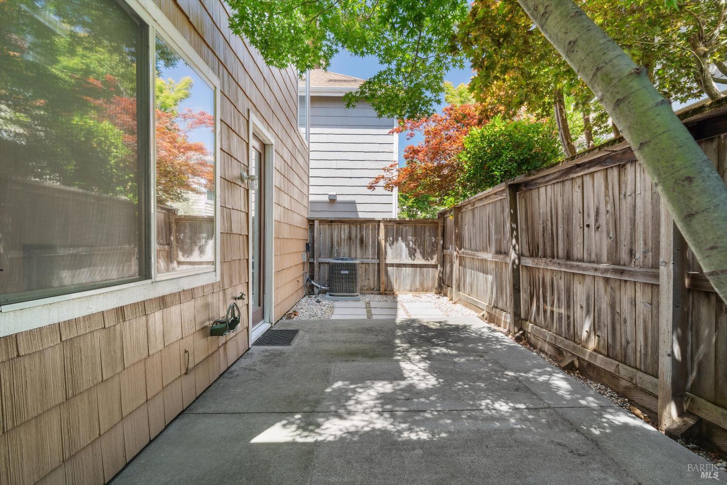 1125 Brighton View Cir