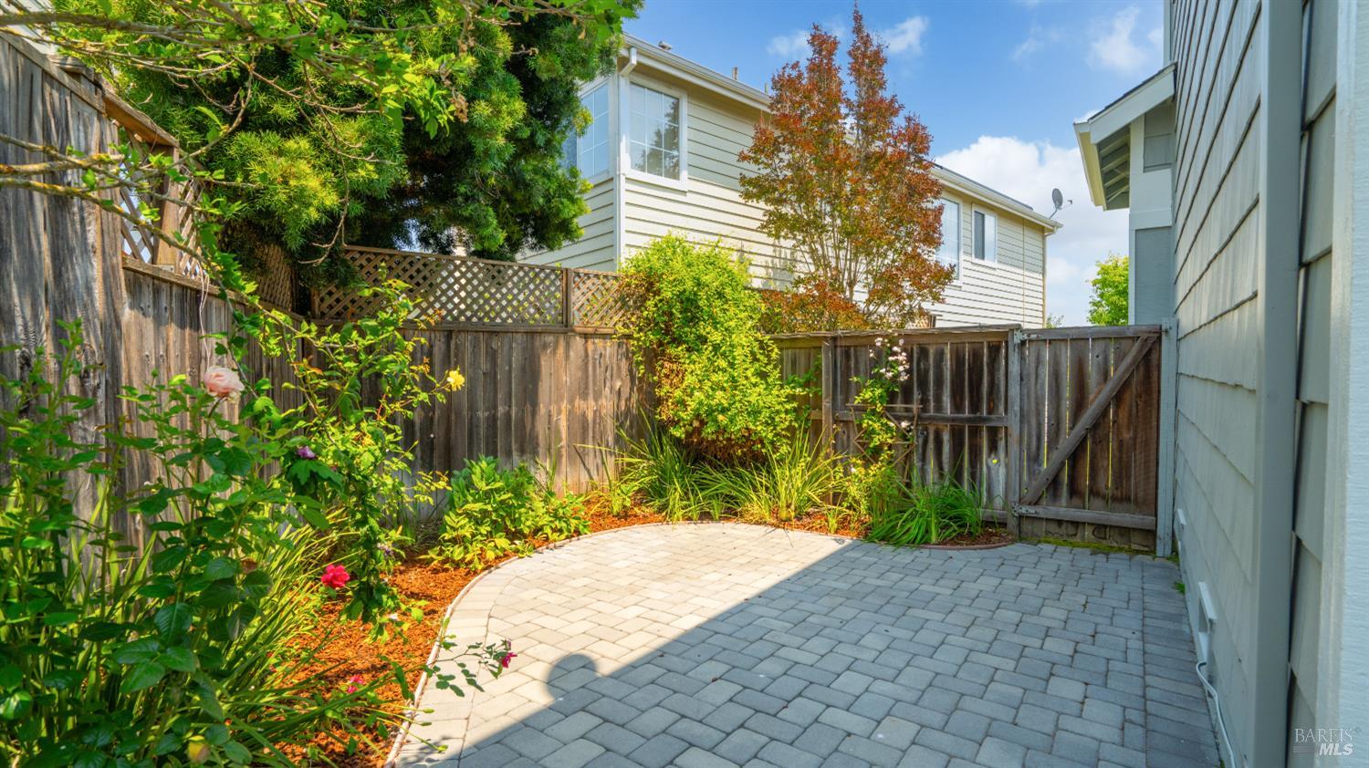 2020 Chetwood Dr