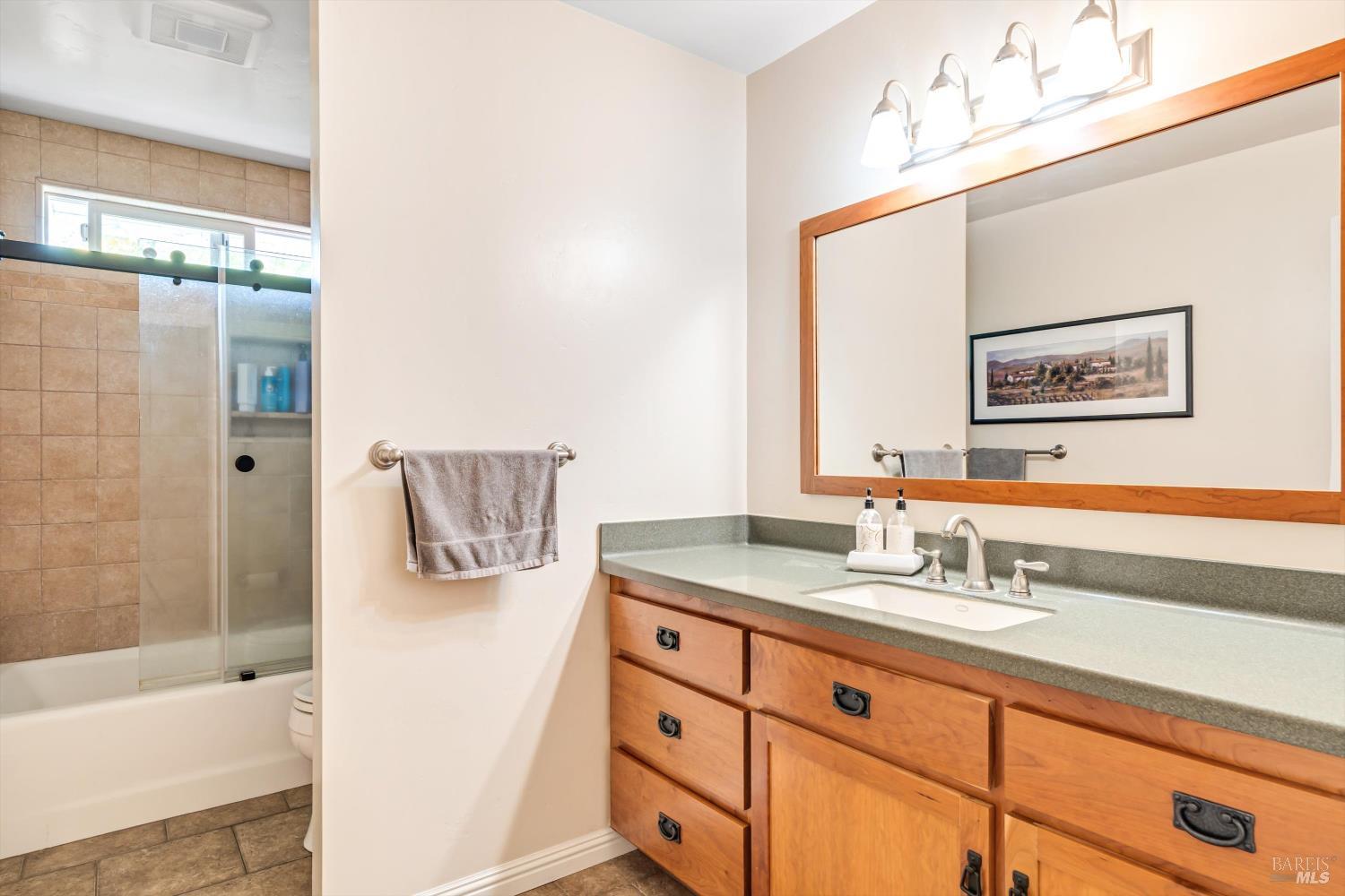 3422 Gravenstein Hwy S