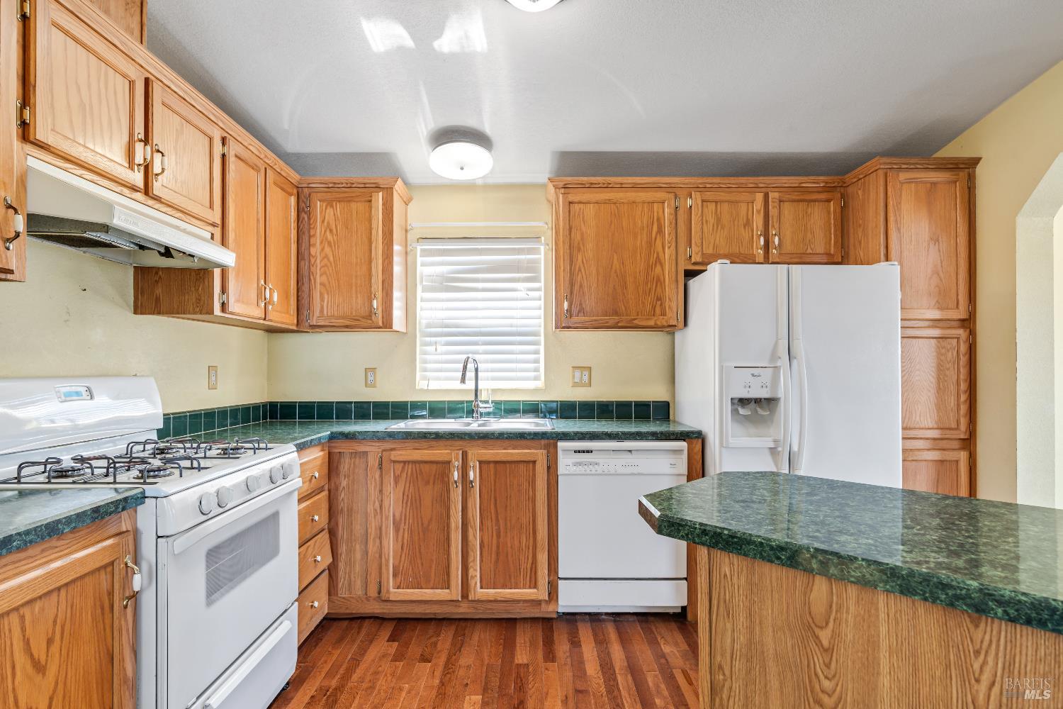 717 N McDowell Blvd #111