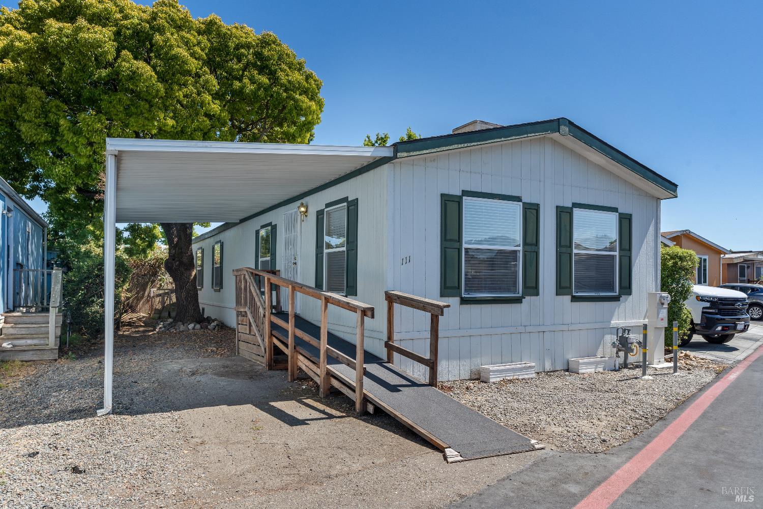 717 N McDowell Blvd #111