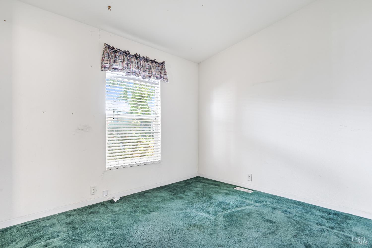 717 N McDowell Blvd #111