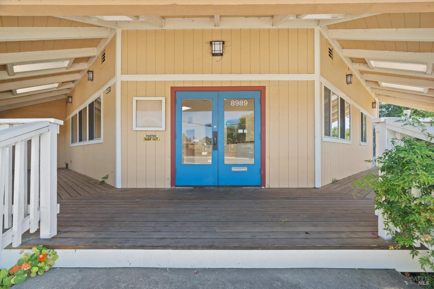 8989 Graton Rd