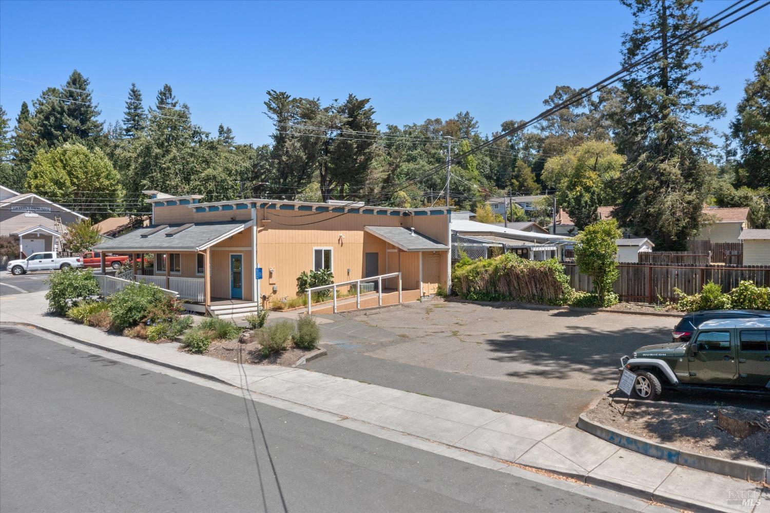 8989 Graton Rd