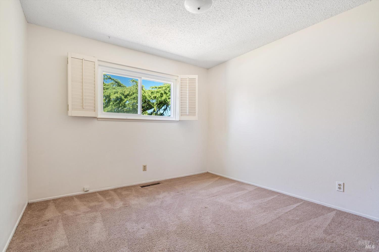 1321 Magnolia Ave