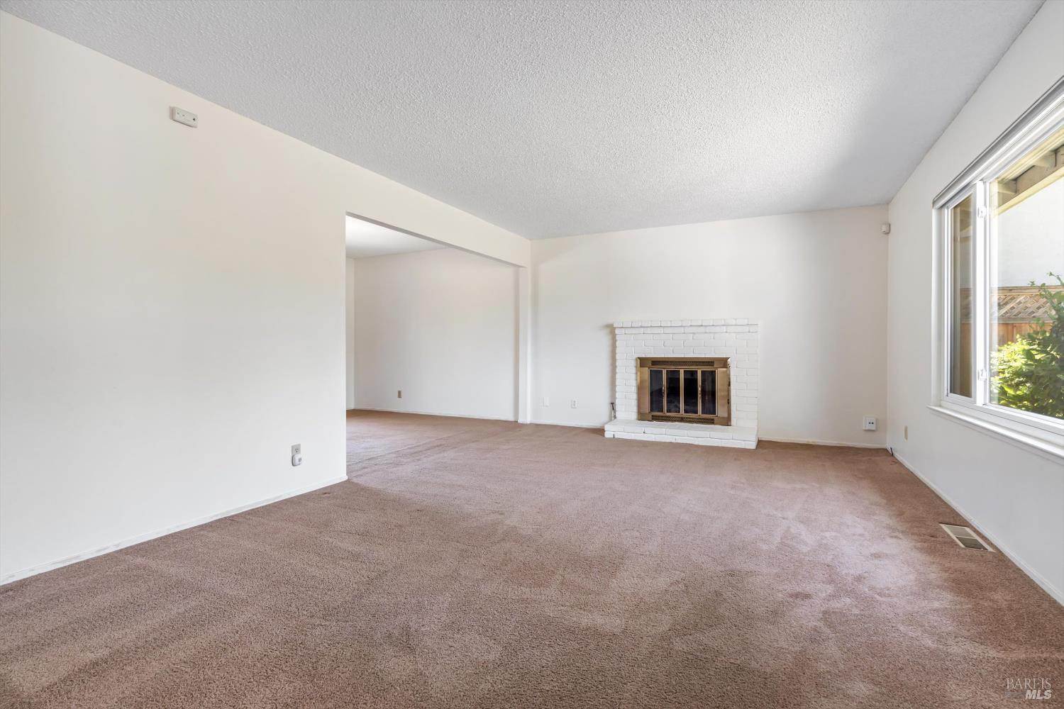 1321 Magnolia Ave