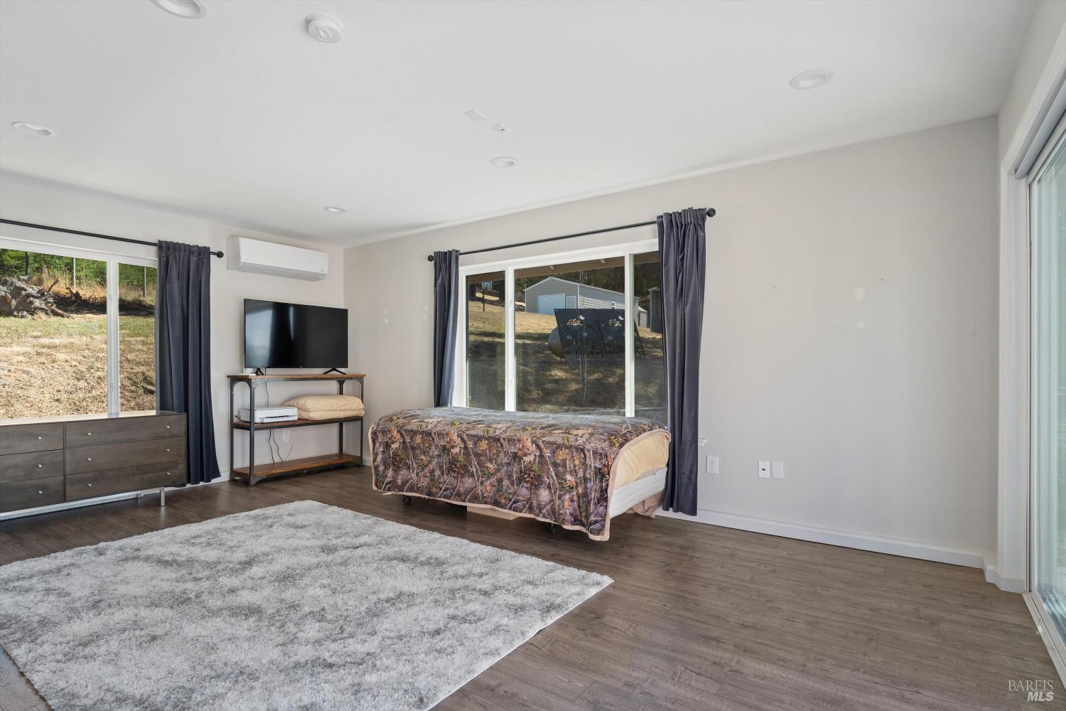 5959 Bodega Ave