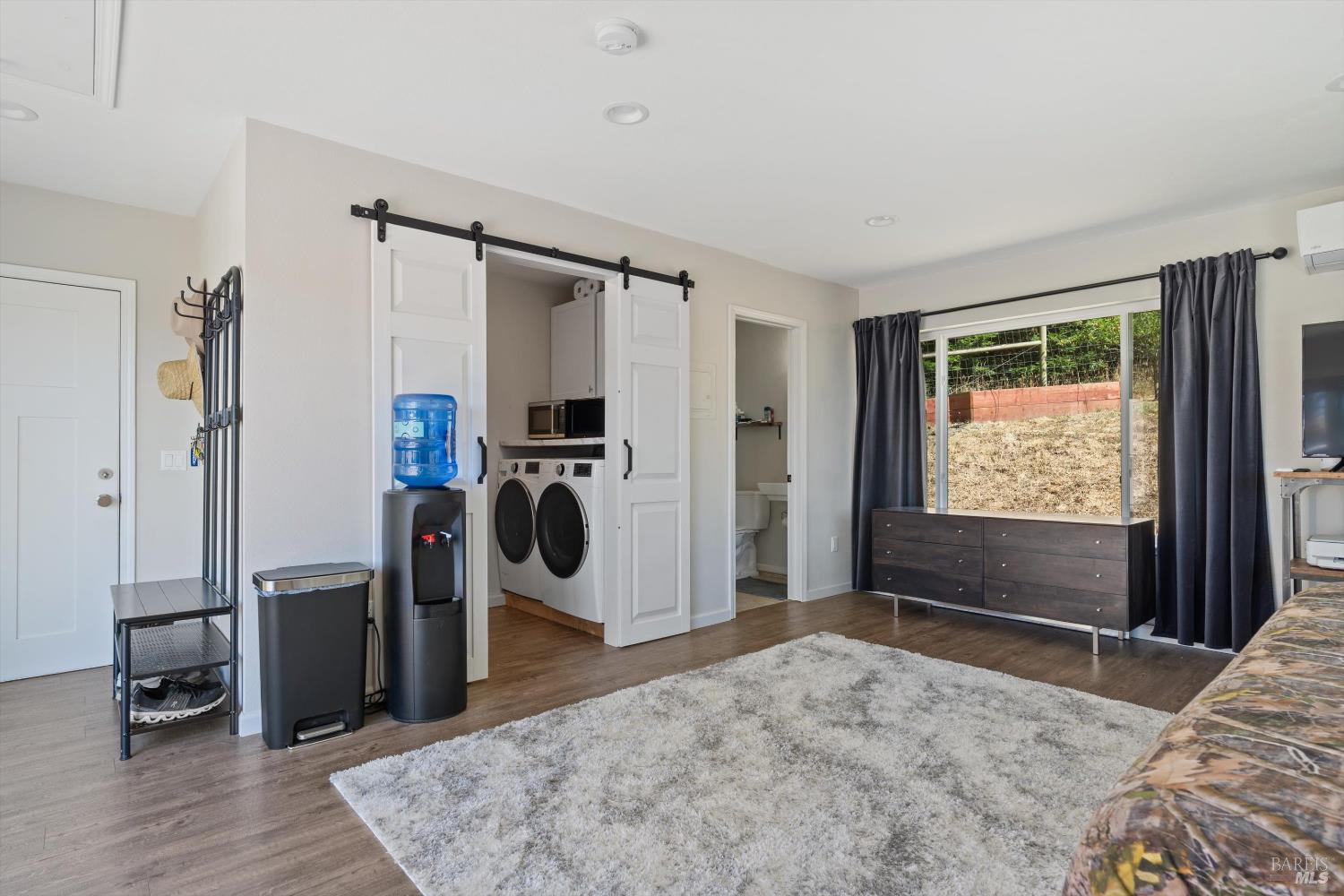 5959 Bodega Ave