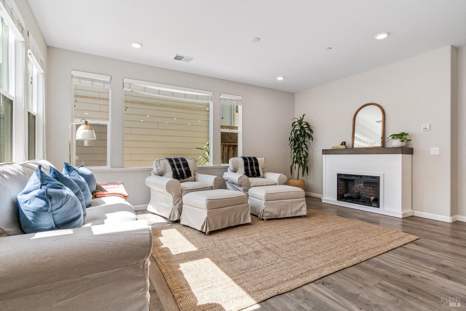 1649 Wildflower Way