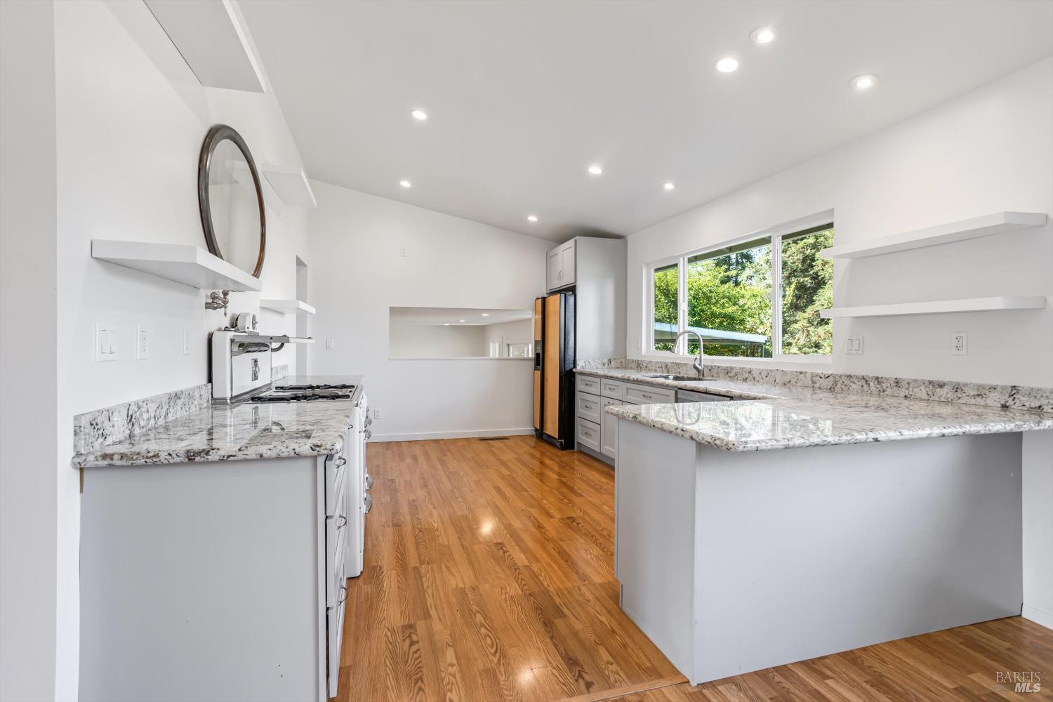 29 Palomino Ct