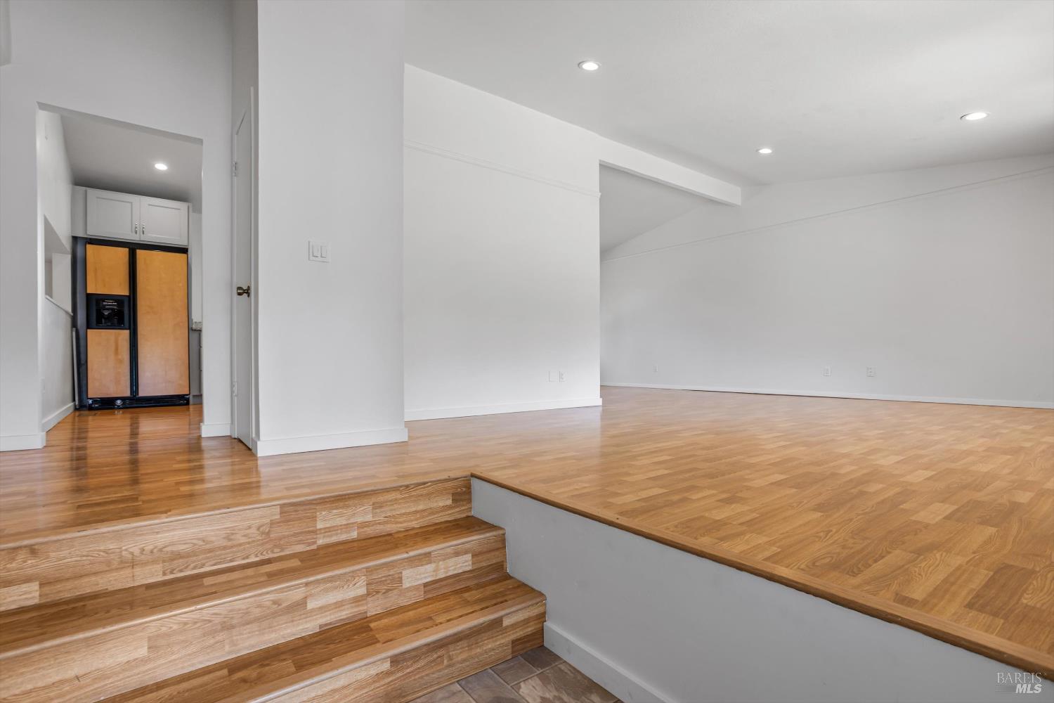 29 Palomino Ct