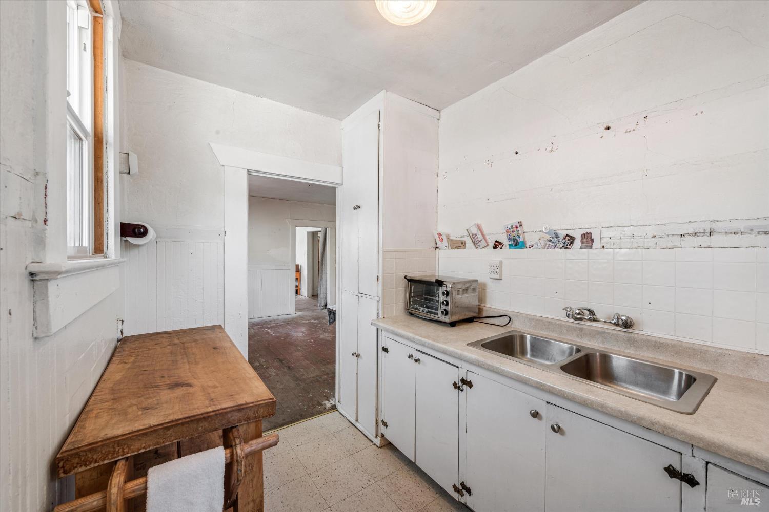 611 Petaluma Boulevard S
