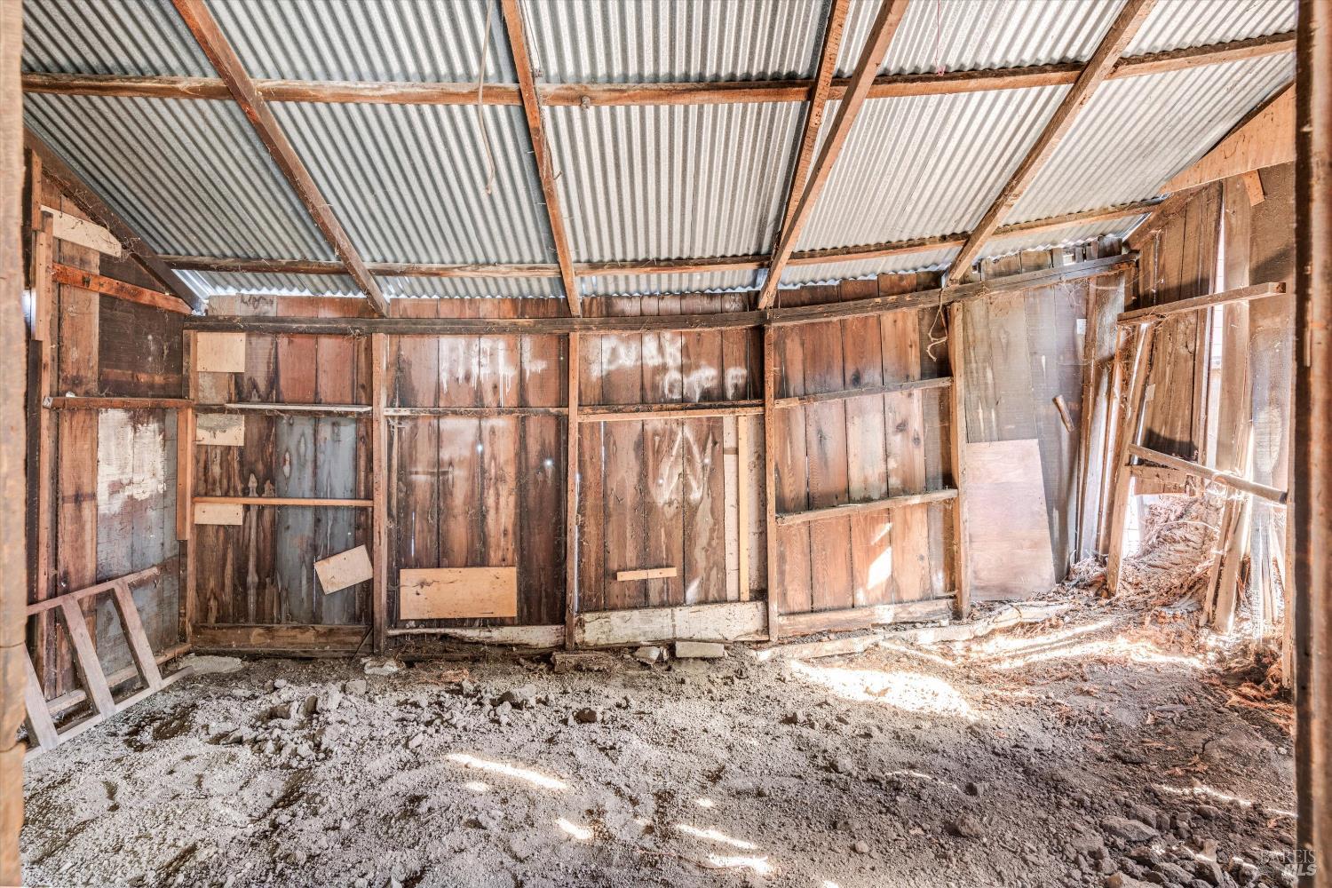 611 Petaluma Boulevard S