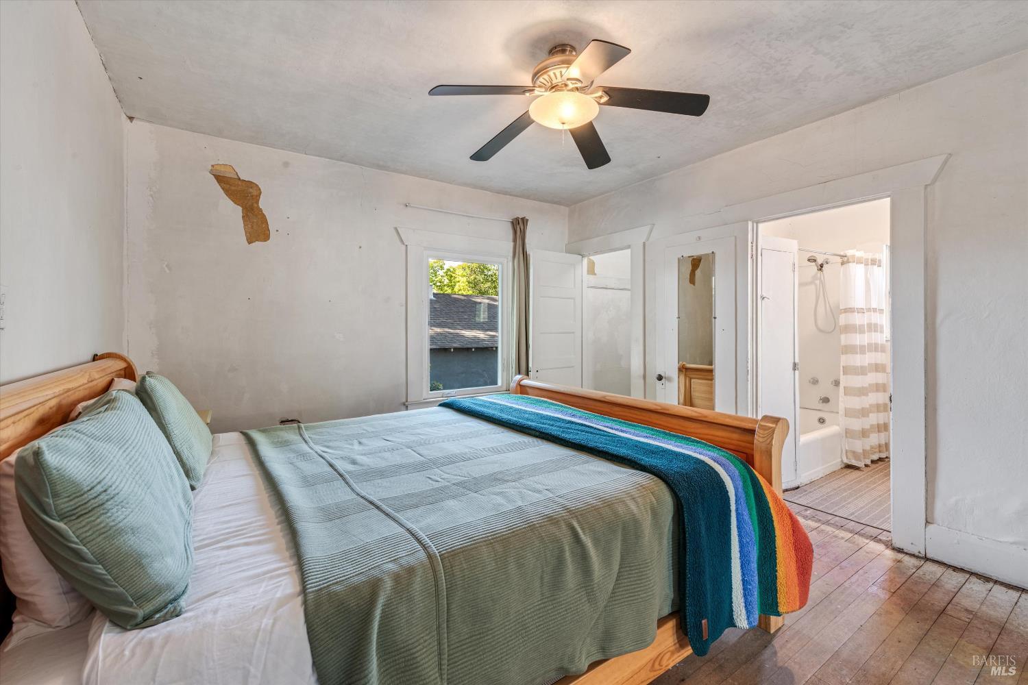 611 Petaluma Boulevard S