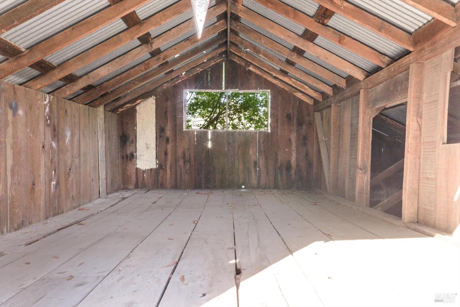 611 Petaluma Boulevard S