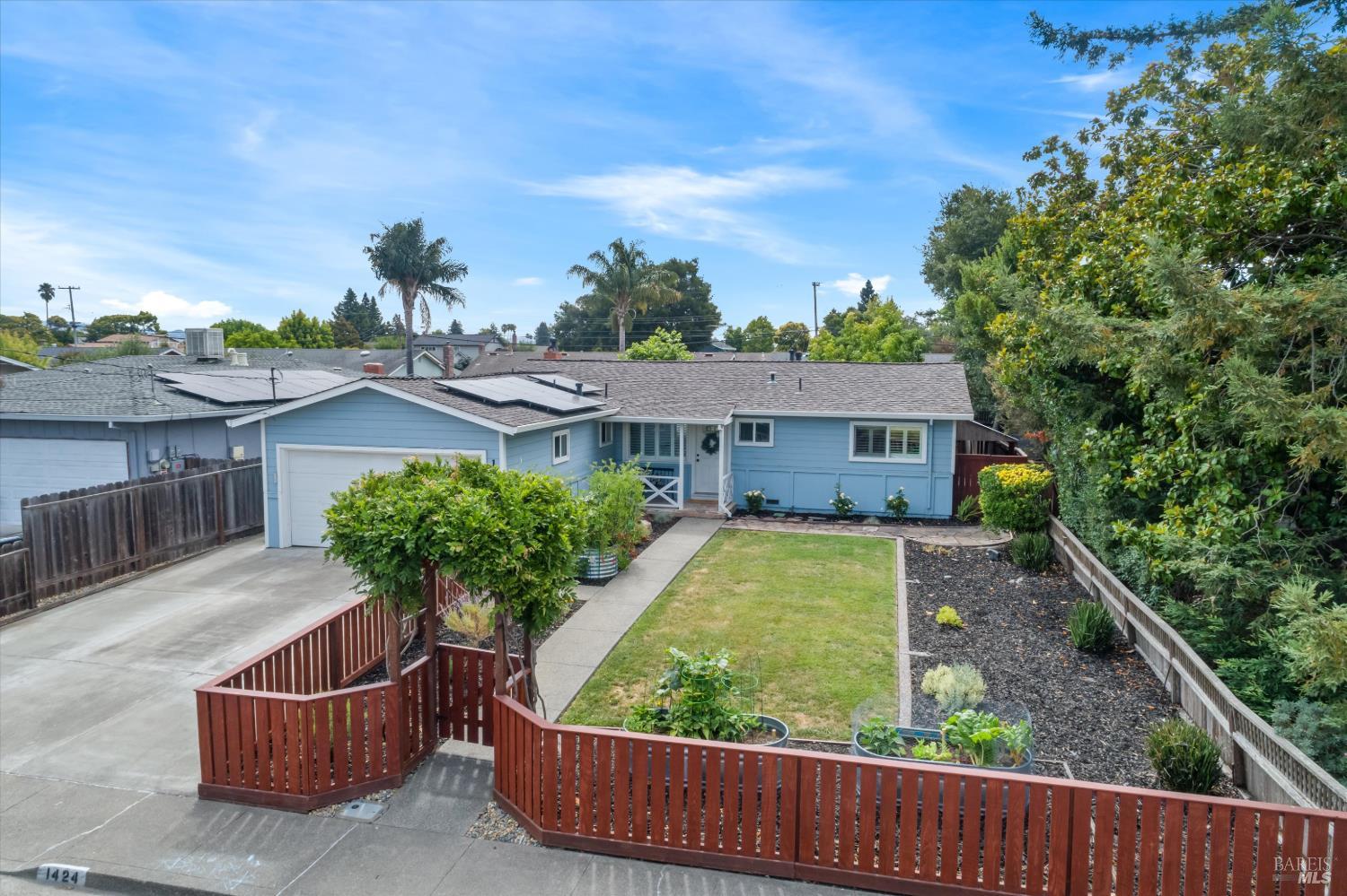 1424 Sierra Drive