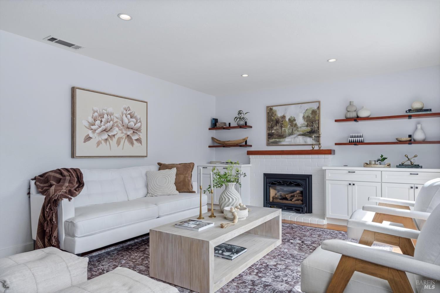 1424 Sierra Drive