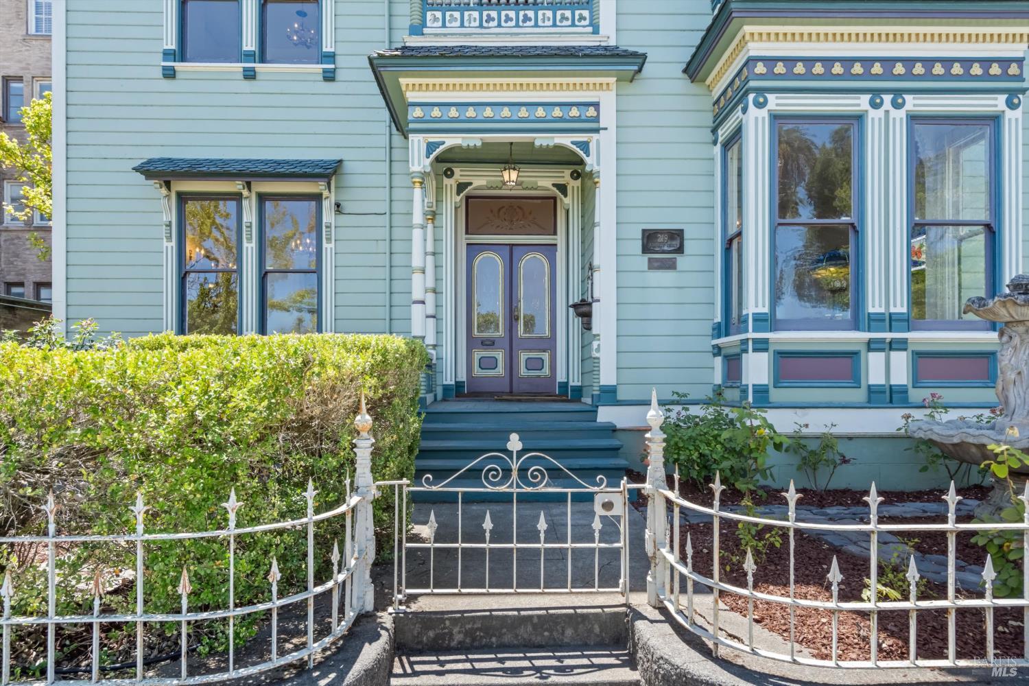 219 Kentucky Street