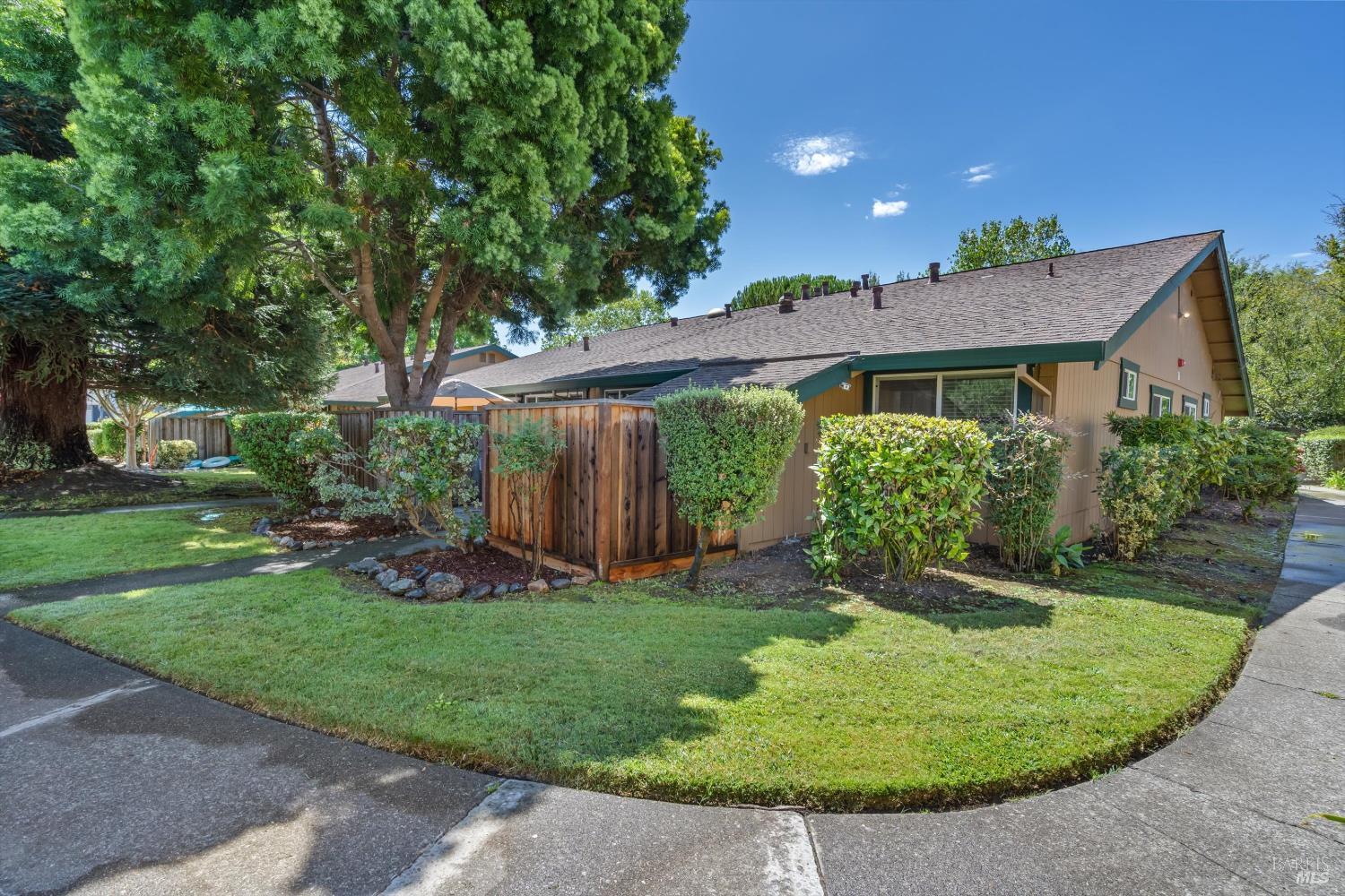 223 Lincoln Avenue