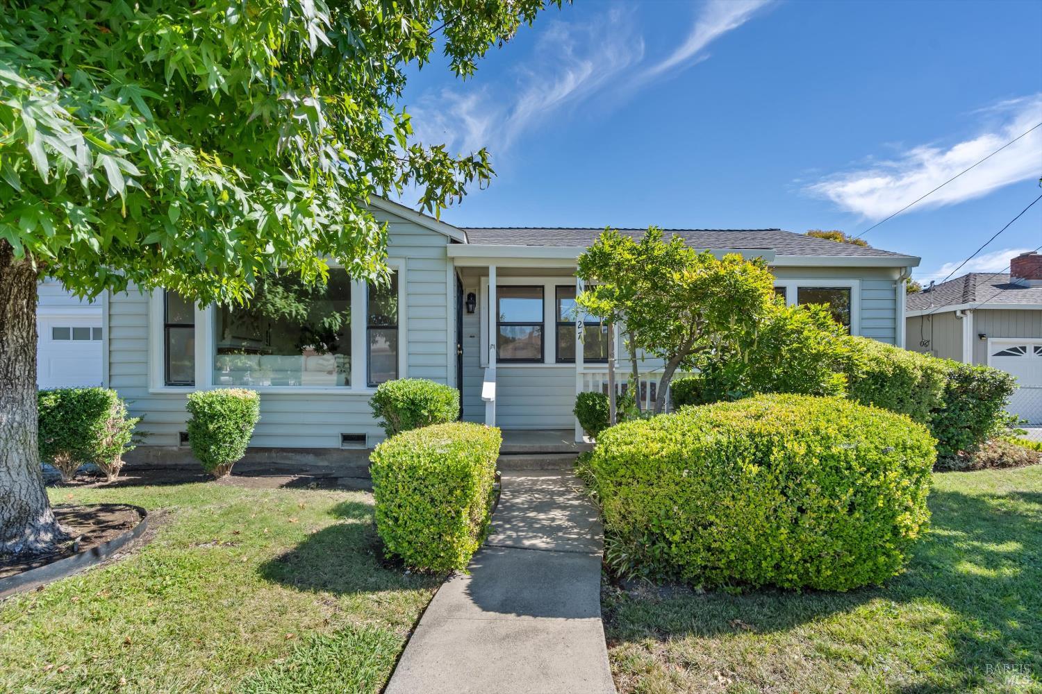 27 Rio Vista Way