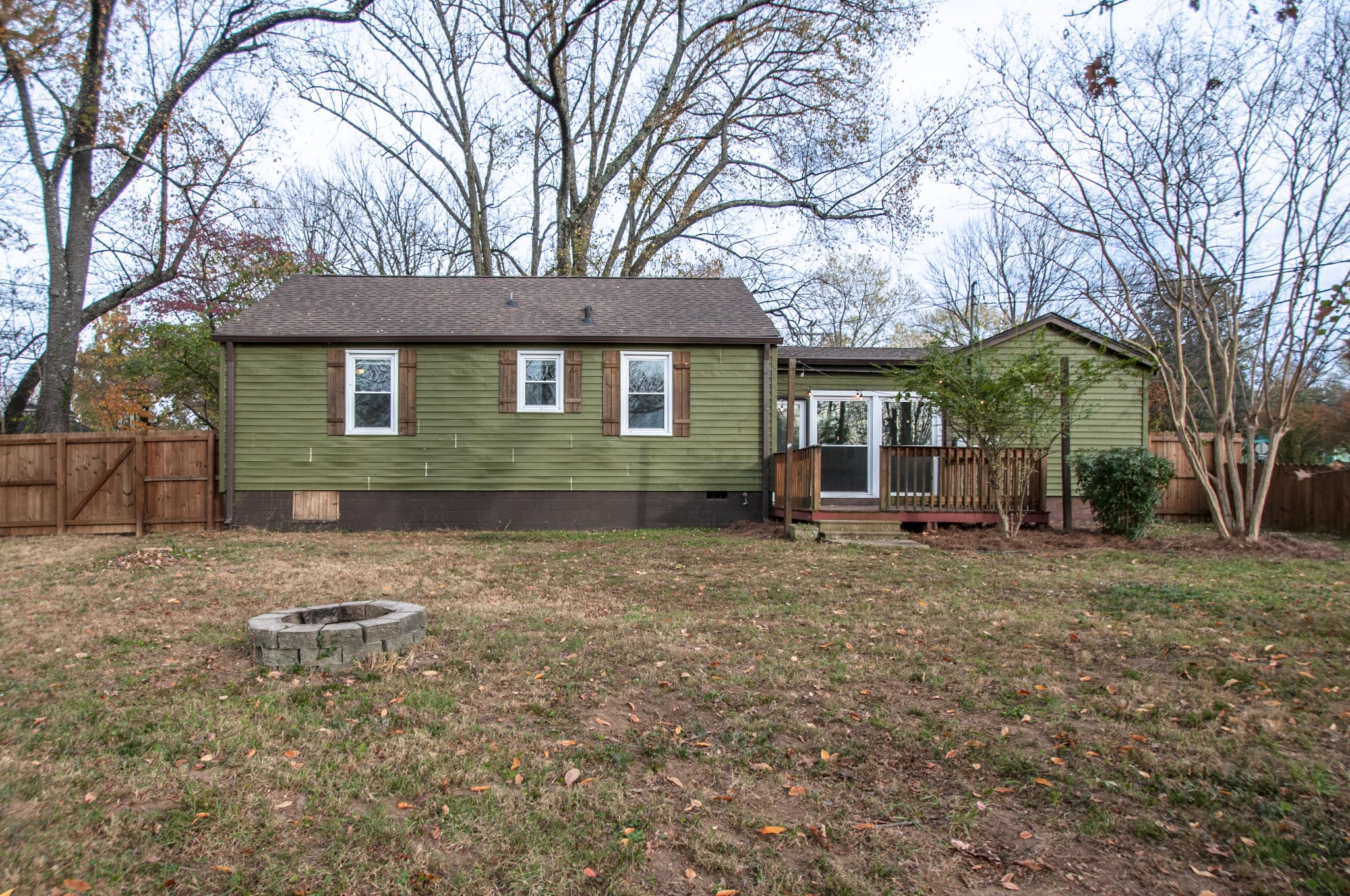 1202 Coarsey Dr