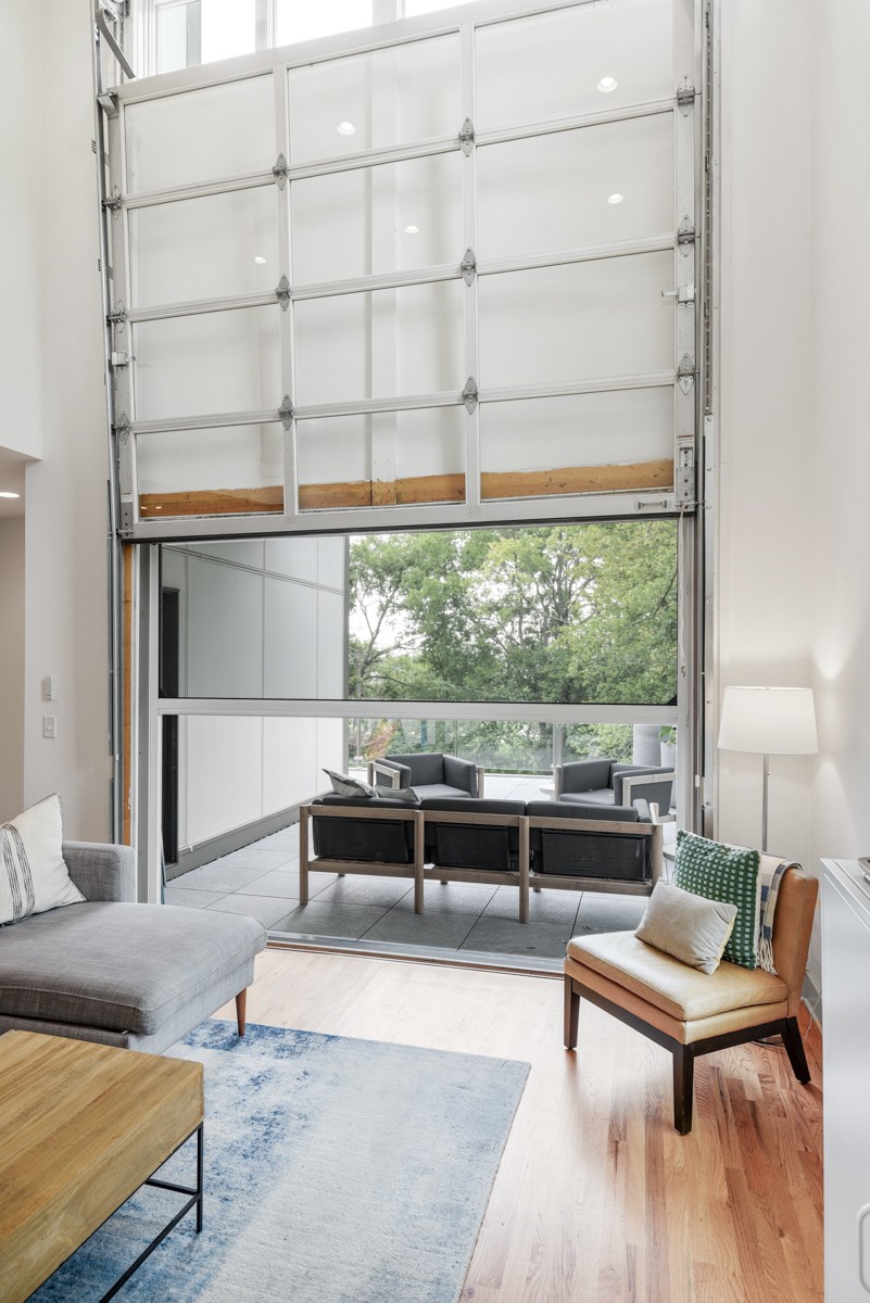 1006 Ozark St