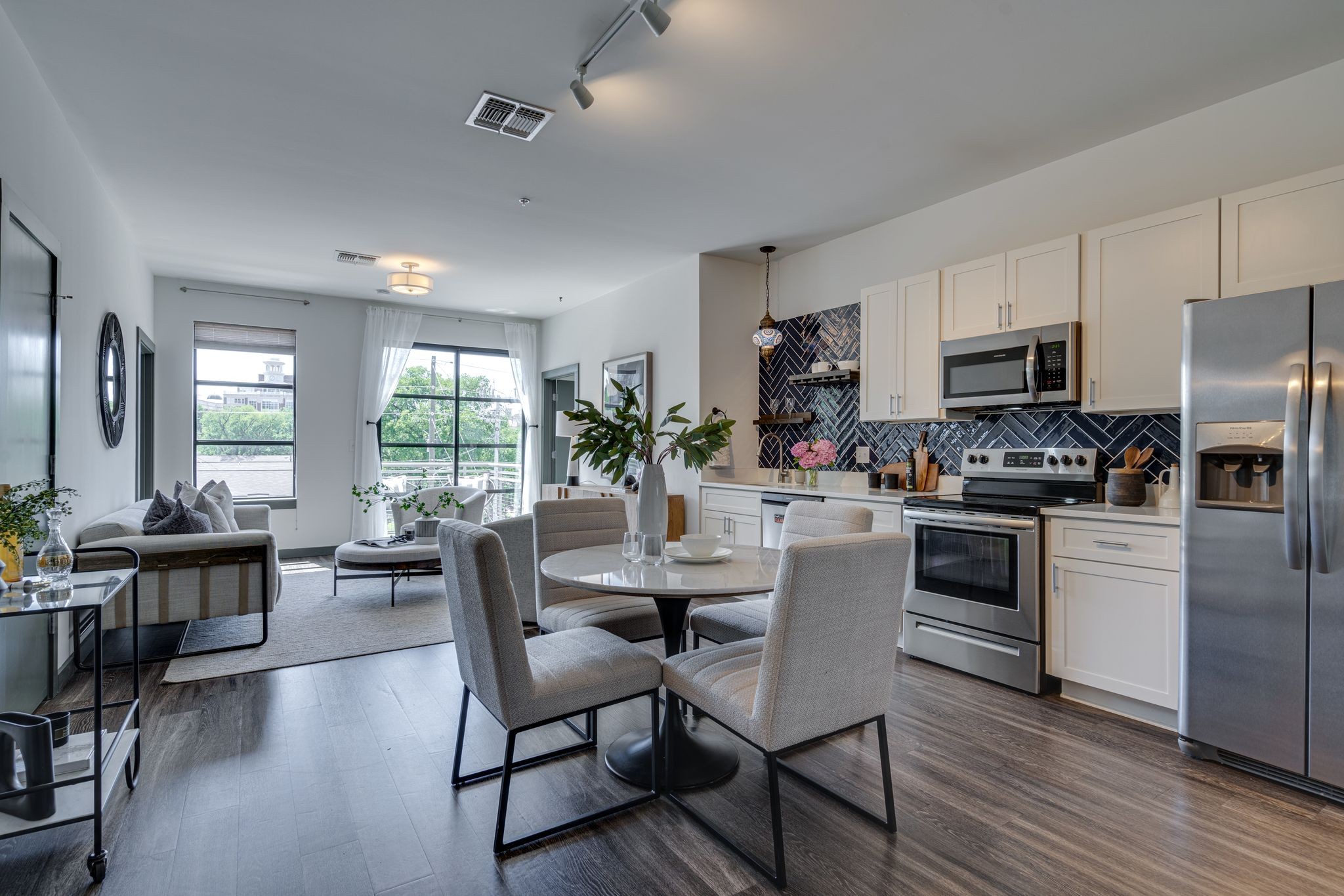 1900 12th Ave, S Unit: 319