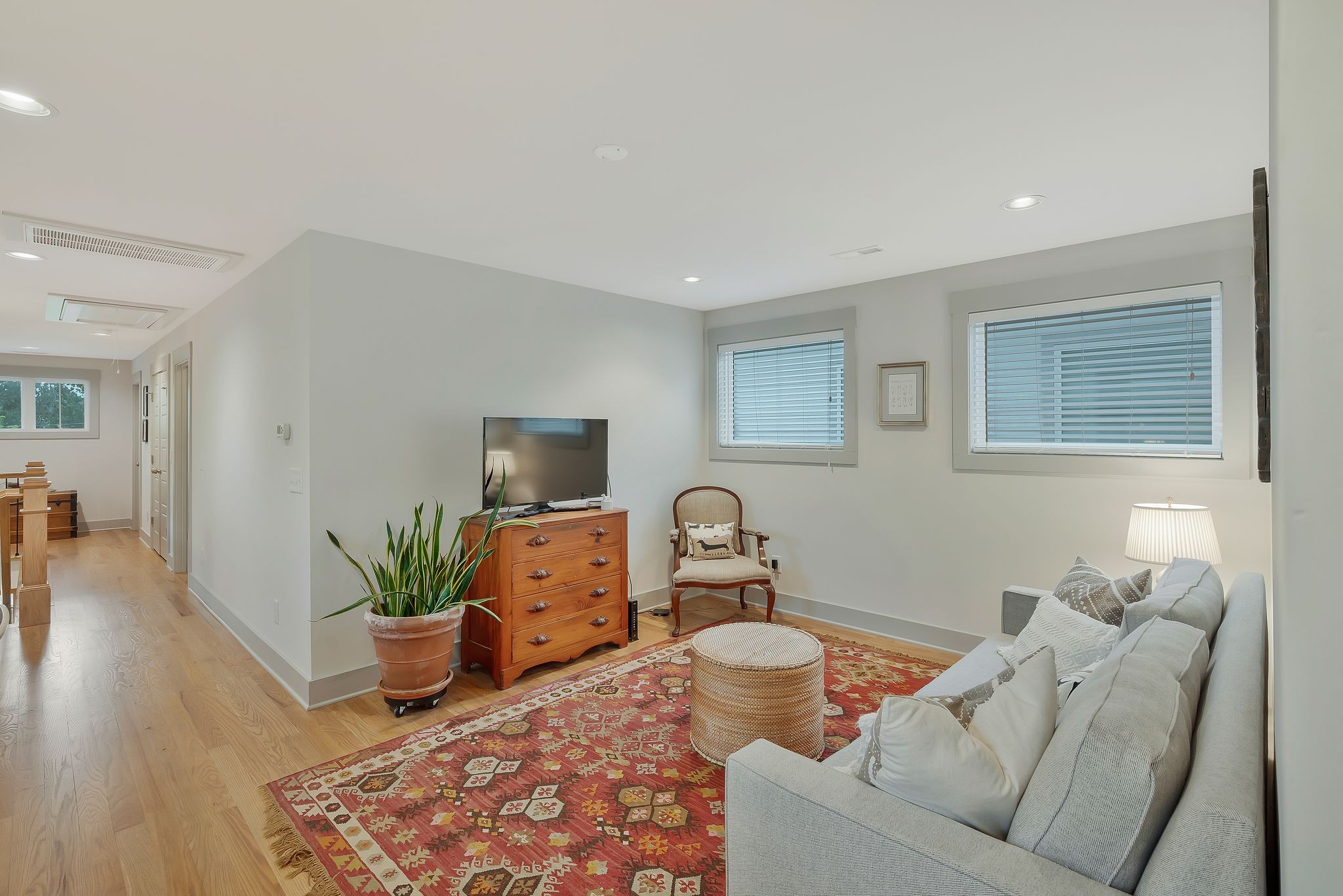 858A Kirkwood Ave